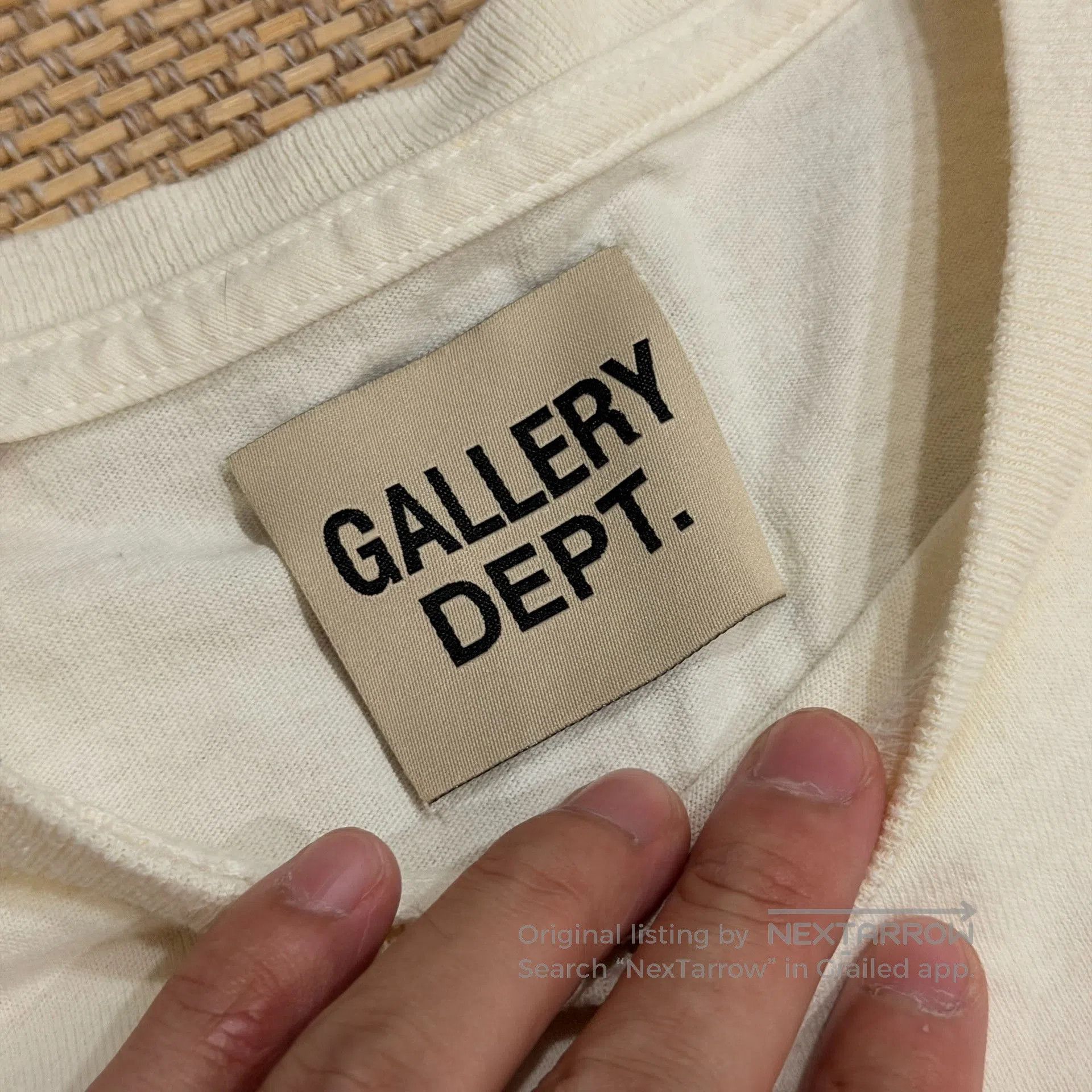 Gallery Dept. Gallery Dept Beige Small Logo Longsleeve. Size US L / EU 52-54 / 3 - 4 Thumbnail
