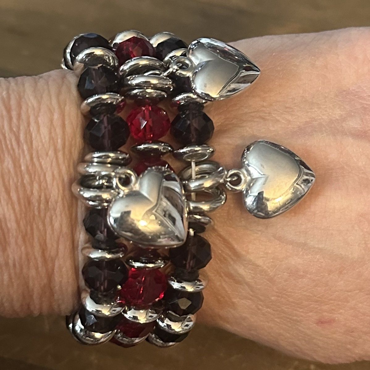 Other Glass bead with silver heart charm stretch bracelets Size ONE SIZE - 4 Thumbnail