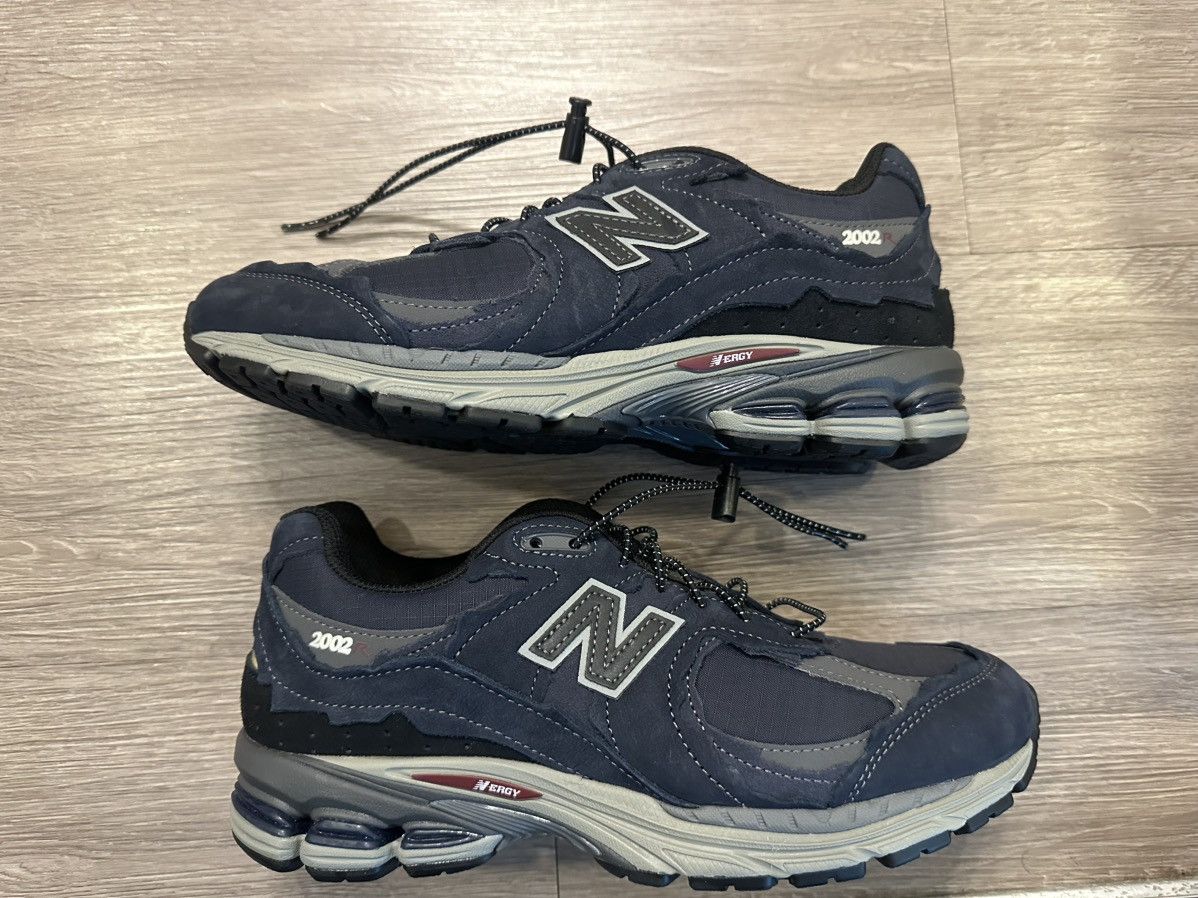 New Balance NB 2002R Size US 7.5 / EU 40-41 - 1 Thumbnail
