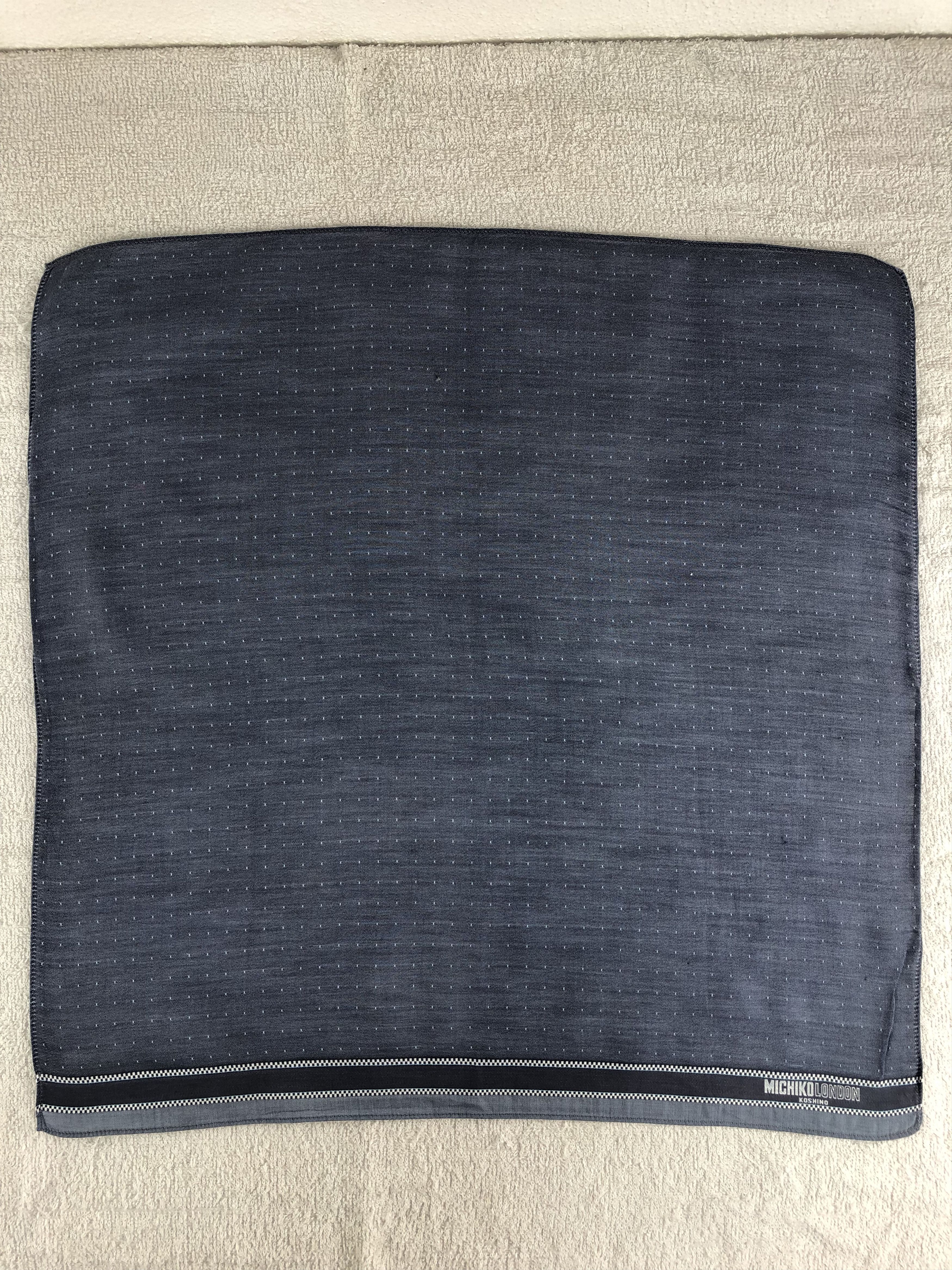 Michiko Koshino London Michiko London Handkerchief / Bandana / Neckerchief C098 Size ONE SIZE - 3 Thumbnail