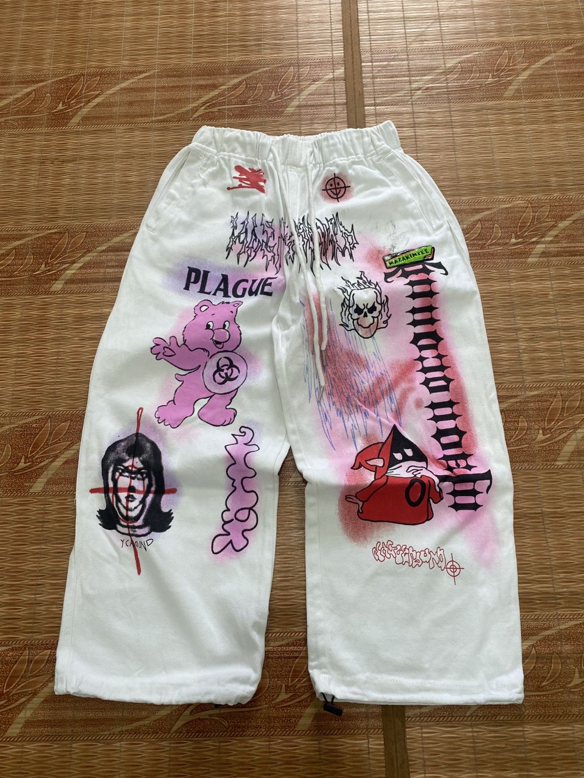 Hysteric Glamour × Issey Miyake × Japanese Brand Ktt x mazakimye sweatpants graffiti styled Size US 30 / EU 46 - 1 Thumbnail