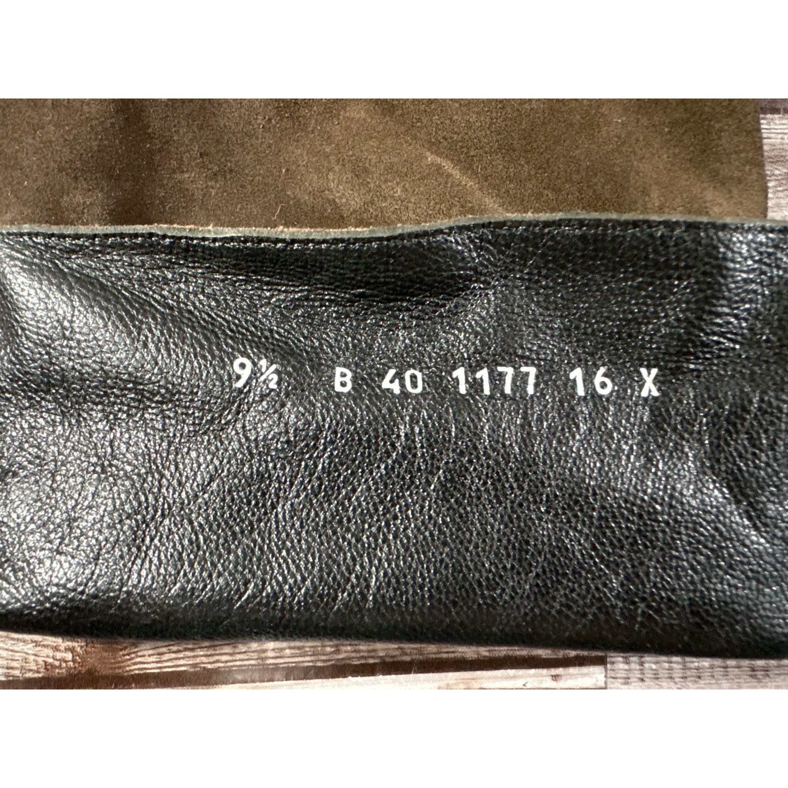 Robert Clergerie Robert Clergerie Suede Knee High Boots Size 9.5 B color brow Size US 9.5 / IT 39.5 - 9 Thumbnail