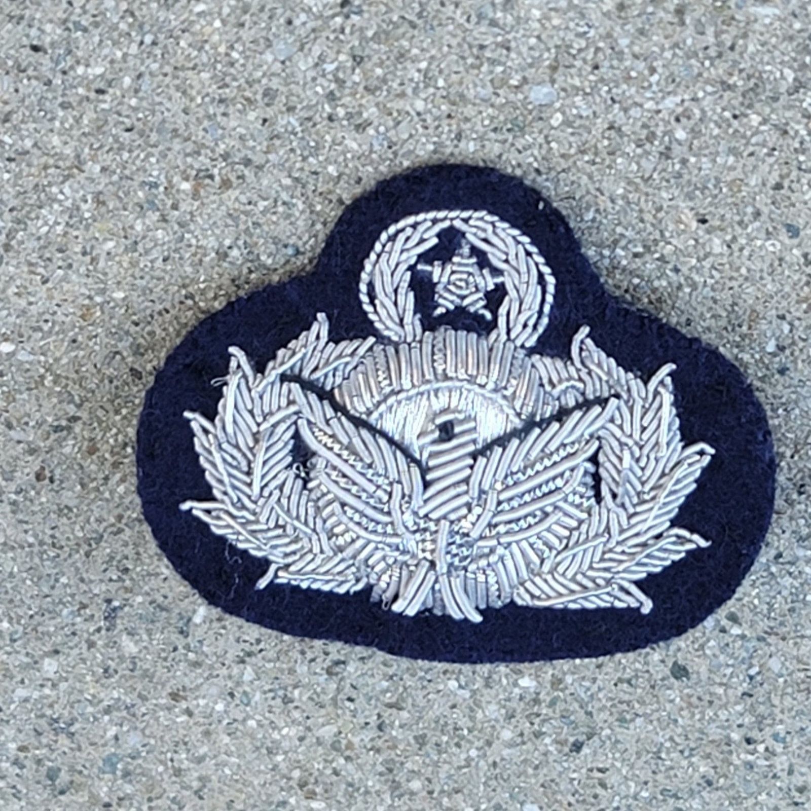 The Unbranded Brand Vtg US Air Force Embroidered Patch Pin Size ONE SIZE - 1 Thumbnail