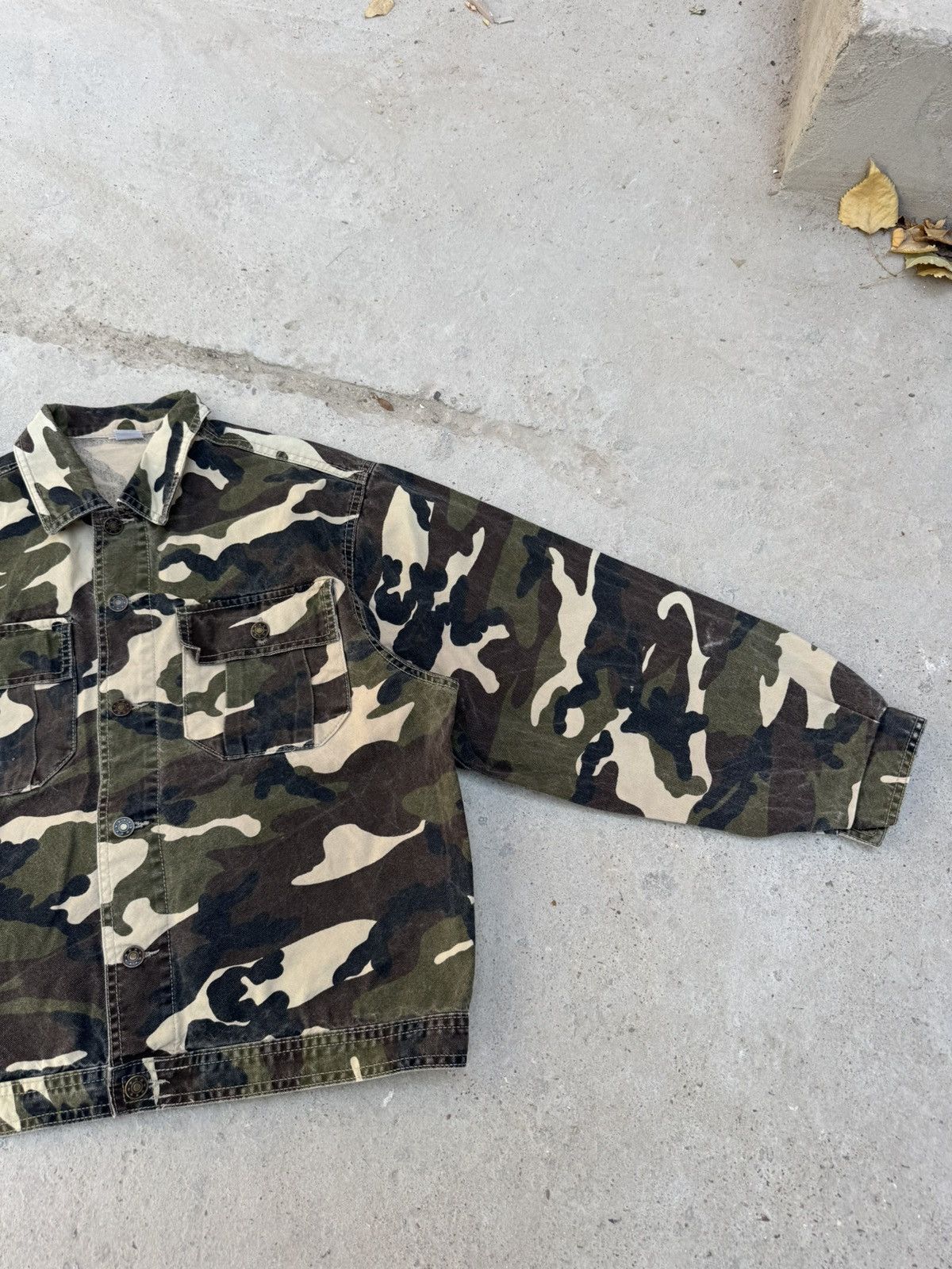 Japanese Brand VINTAGE BOXY MILITARY CAMO JACKET Size US S / EU 44-46 / 1 - 6 Thumbnail