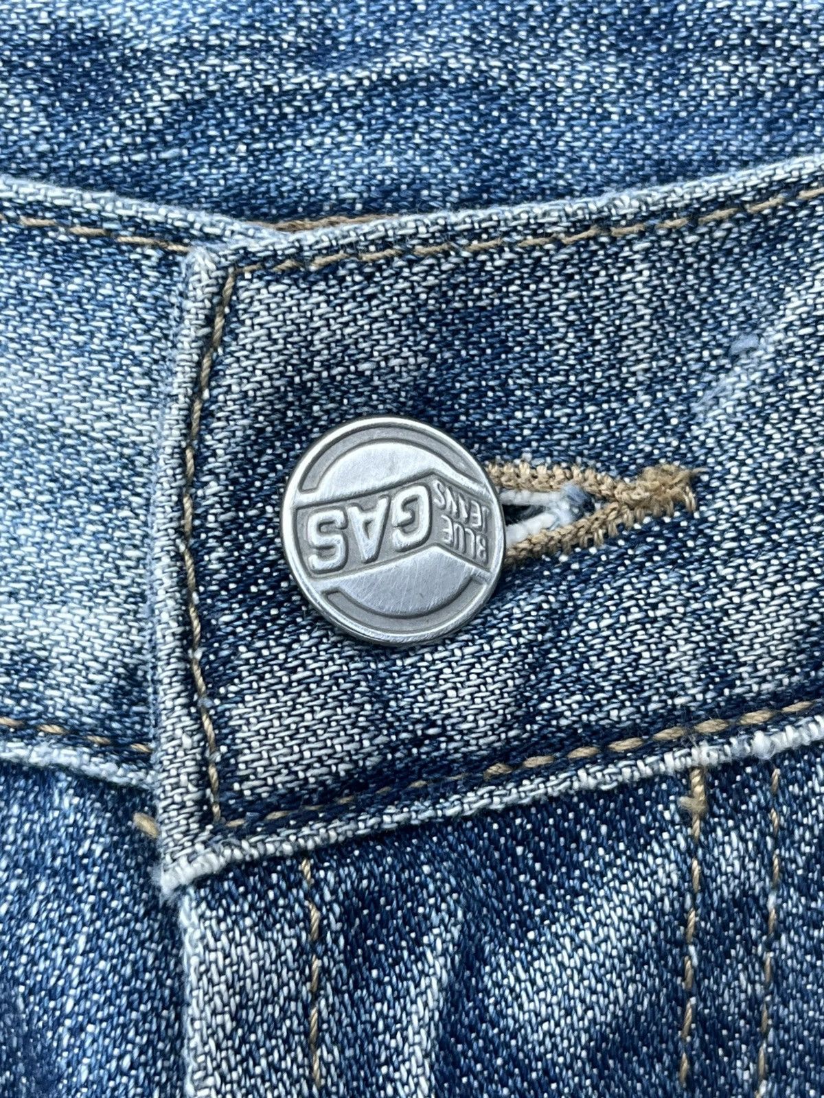 GAS × Japanese Brand Vintage Japanese Brand Blue Washed Mid Rise Wide Leg Jeans Size US 32 / EU 48 - 9 Thumbnail