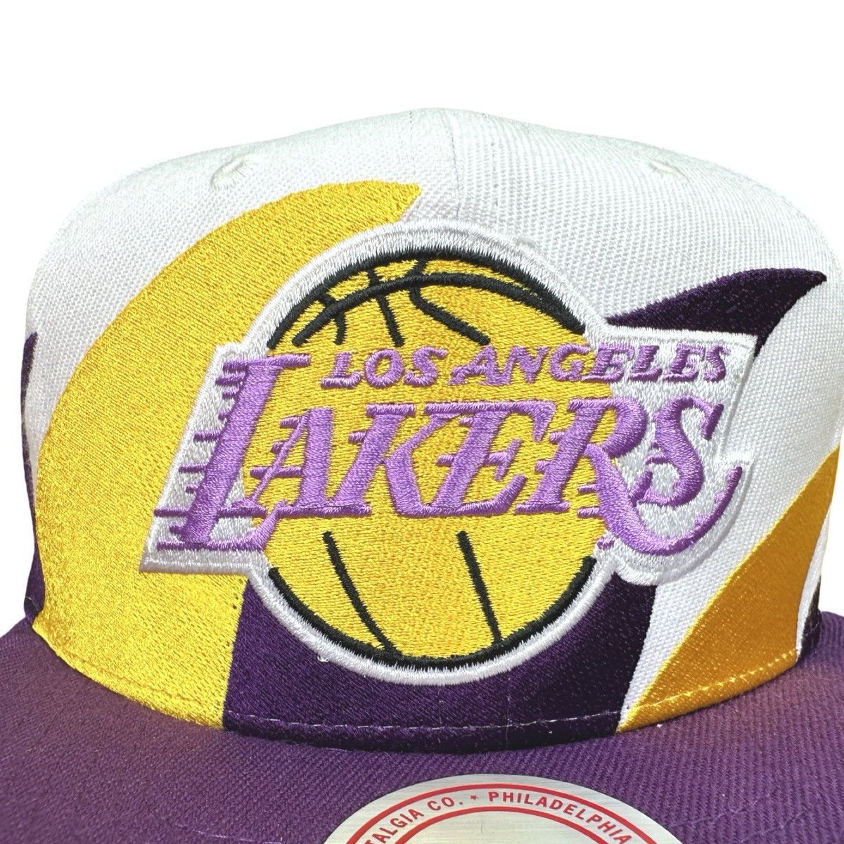 Mitchell & Ness × NBA Mitchell & Ness L.A. Lakers Shark Tooth SnapBack Size ONE SIZE - 3 Thumbnail