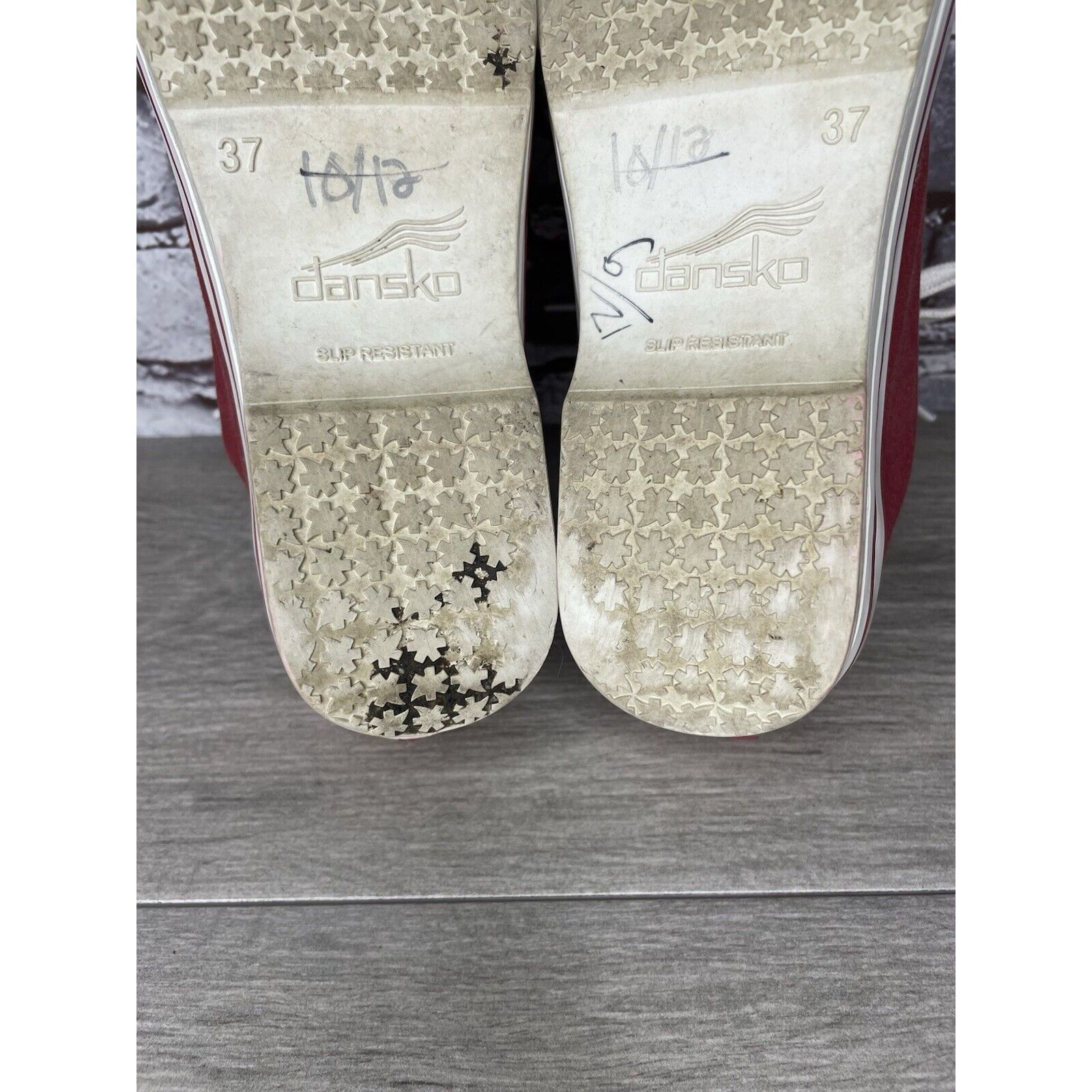 Other Dansko Vegan Red Fabric Canvas Lace Up Slip Workwear Clogs W Size US 7 / IT 37 - 8 Thumbnail