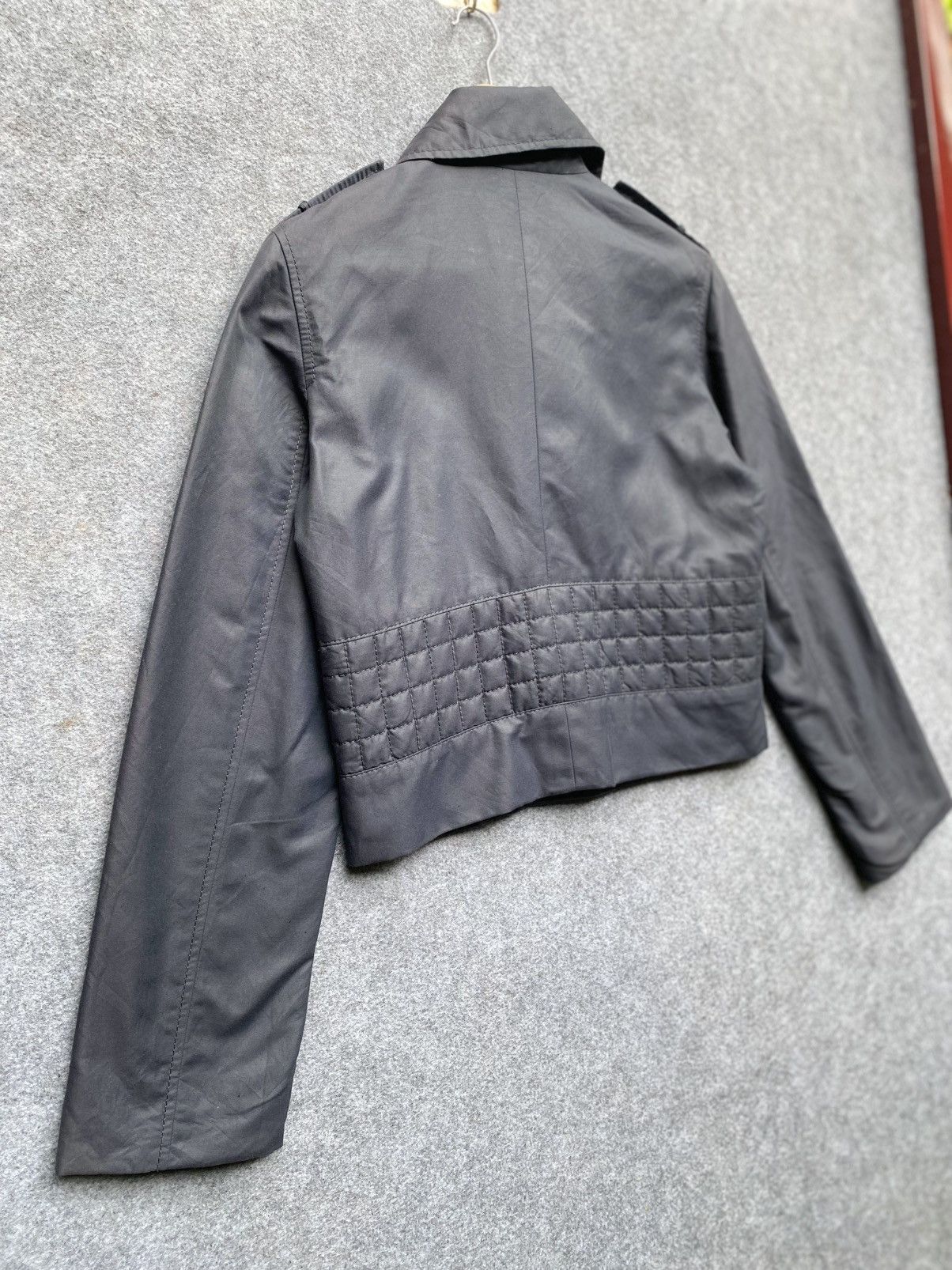 Chanel Chanel identification crop jacket Size XS / US 0-2 / IT 36-38 - 17 Thumbnail