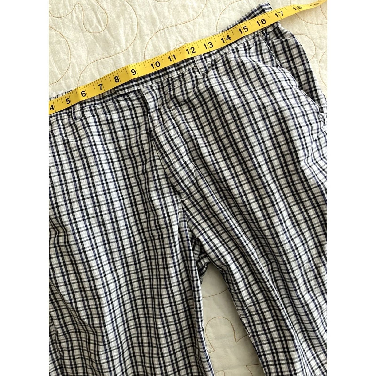 Saks Fifth Avenue Saks Fifth Avenue Threads Shorts Mens 32 Blue Plaid Flat Front Cotton Golf Casual Chino Pocketed Summer VINTAGE? Size US 32 / EU 48 - 6 Thumbnail
