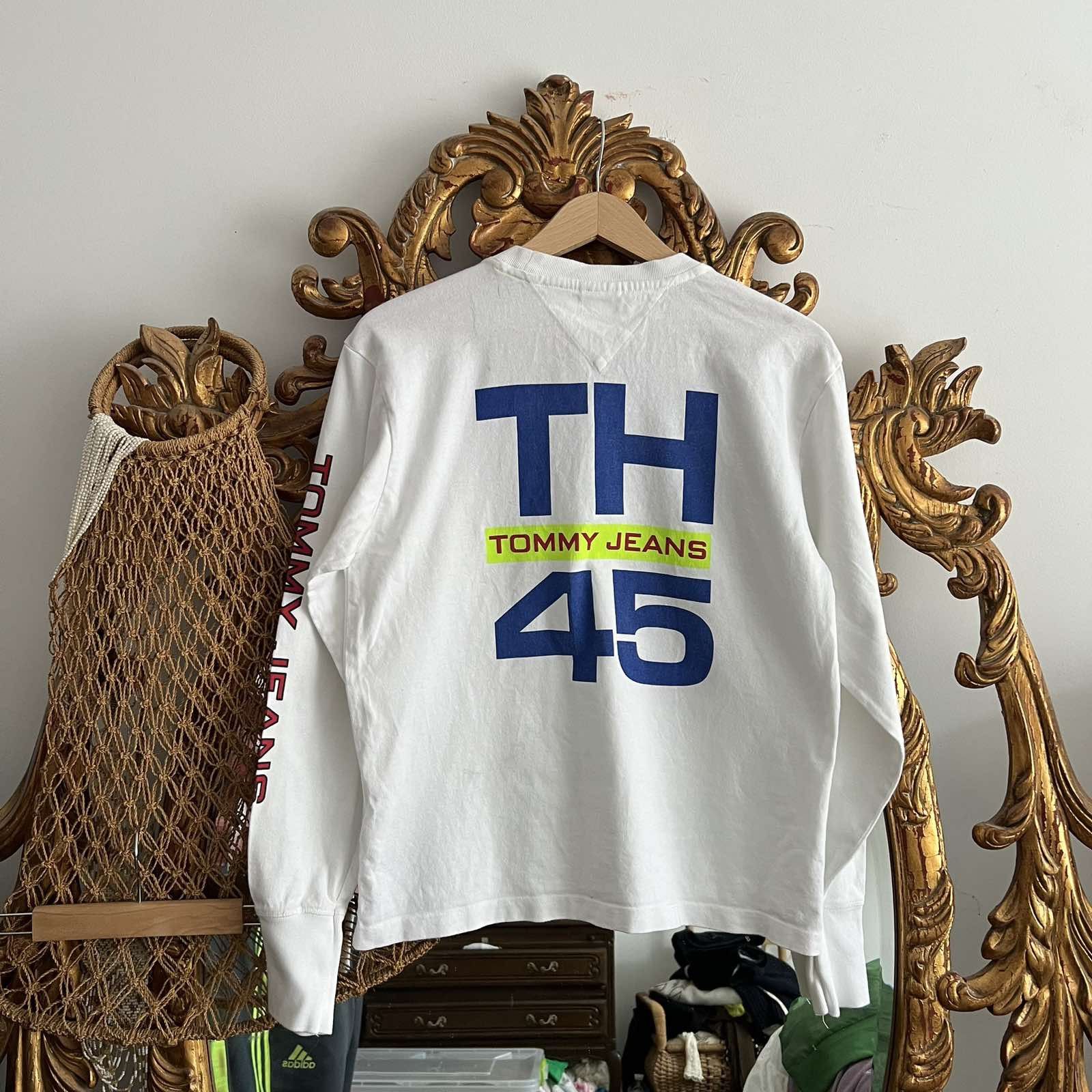 Tommy Hilfiger Tommy Jeans Sailing Gear Big Logo Sweatshirt (m) Size M / US 6-8 / IT 42-44 - 1 Thumbnail