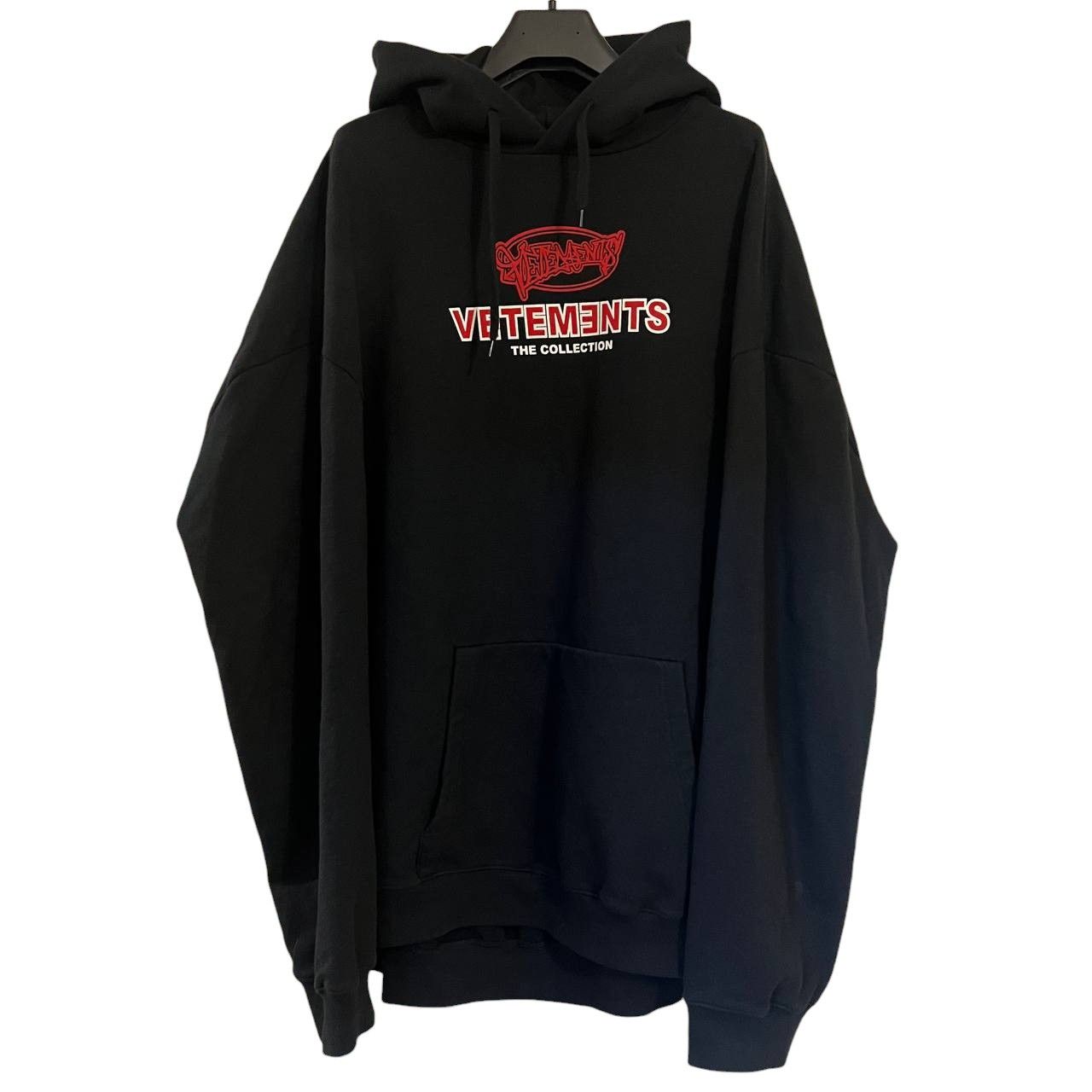 Vetements graffiti hoodie top