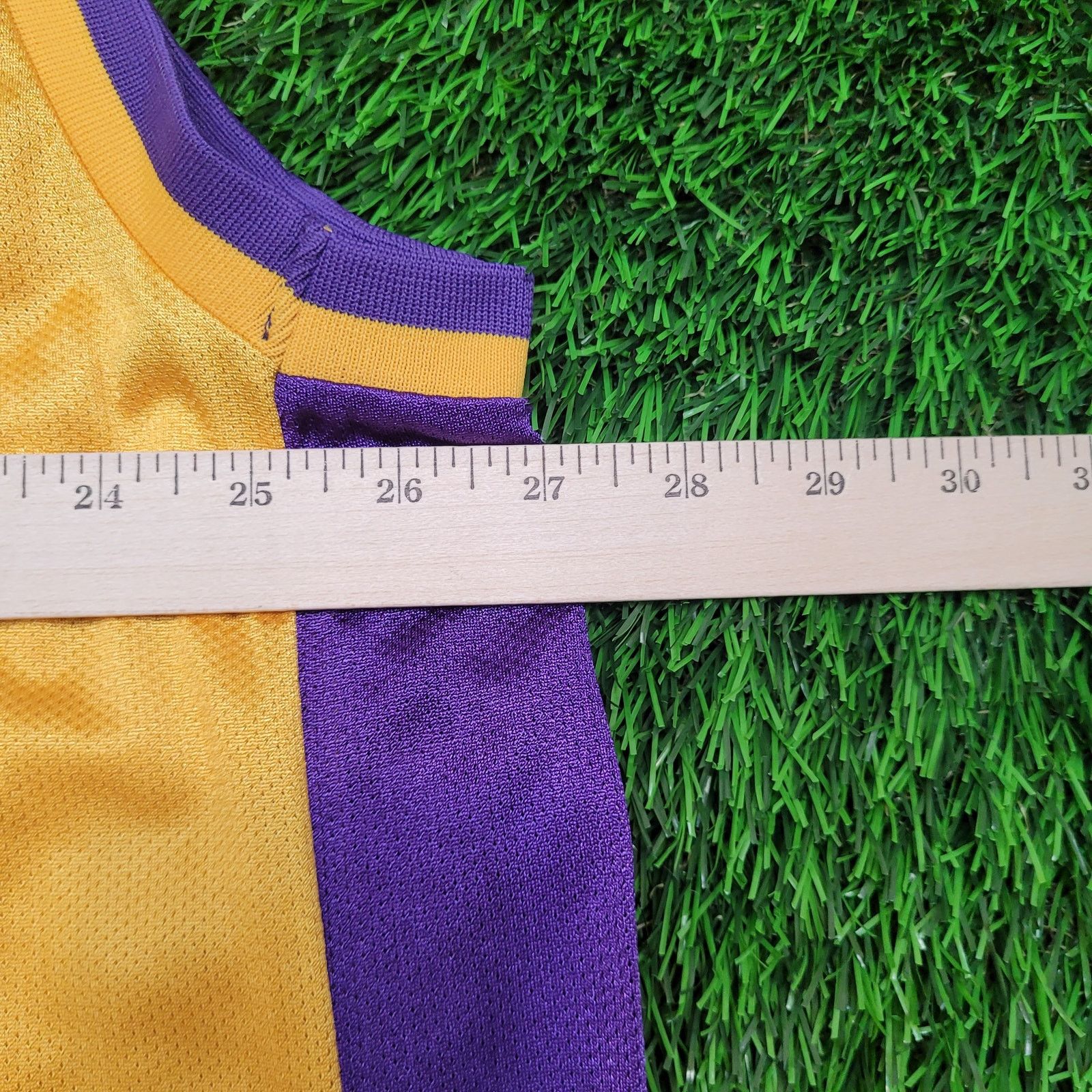 Champion VTG 90s Champion Shaquille O'Neal Lakers Jersey Mens XL 48 Size US XL / EU 56 / 4 - 8 Thumbnail