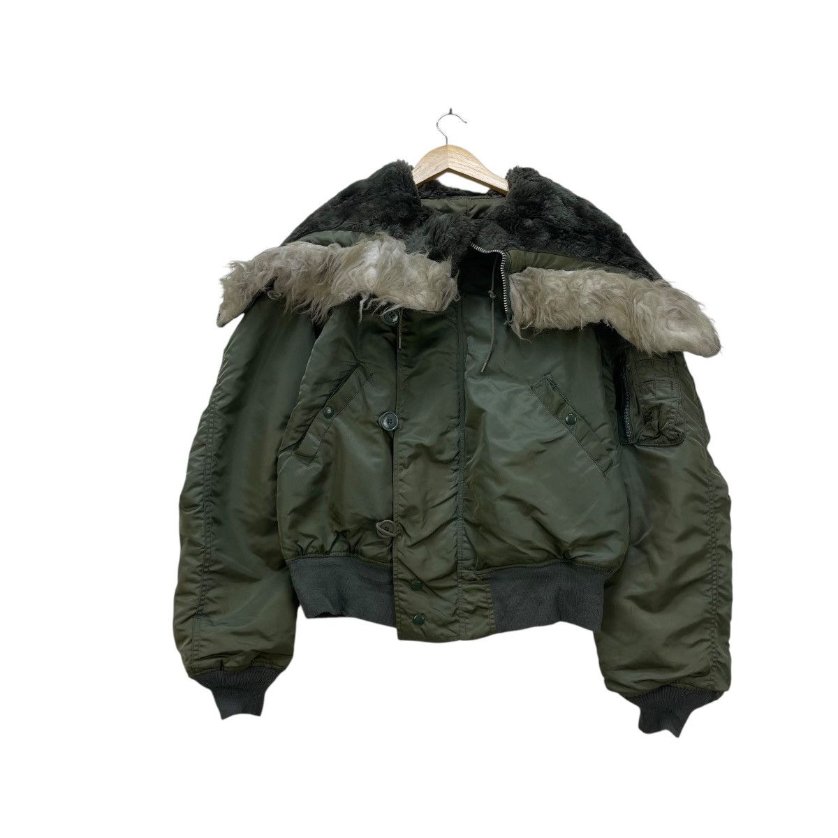 ✨未使用級✨ALPHA アルファ N-2B L ホワイト Y2K ALPHA（アルファ）の「【ユニセックス対応】フライトナイロン L-2B