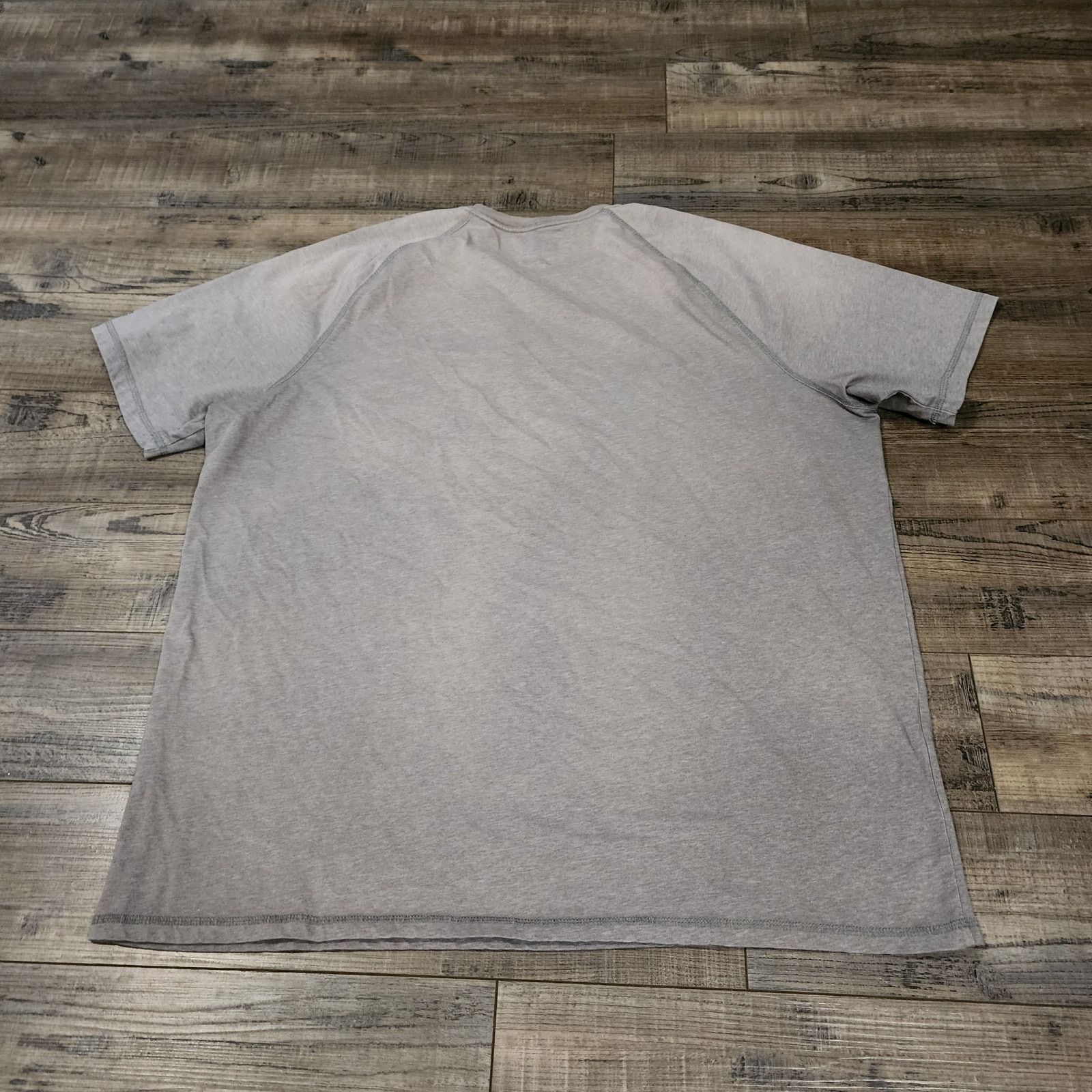 Carhartt Carhartt gray t-shirt mens size XL relaxed fit 2458 Size US XL / EU 56 / 4 - 8 Thumbnail