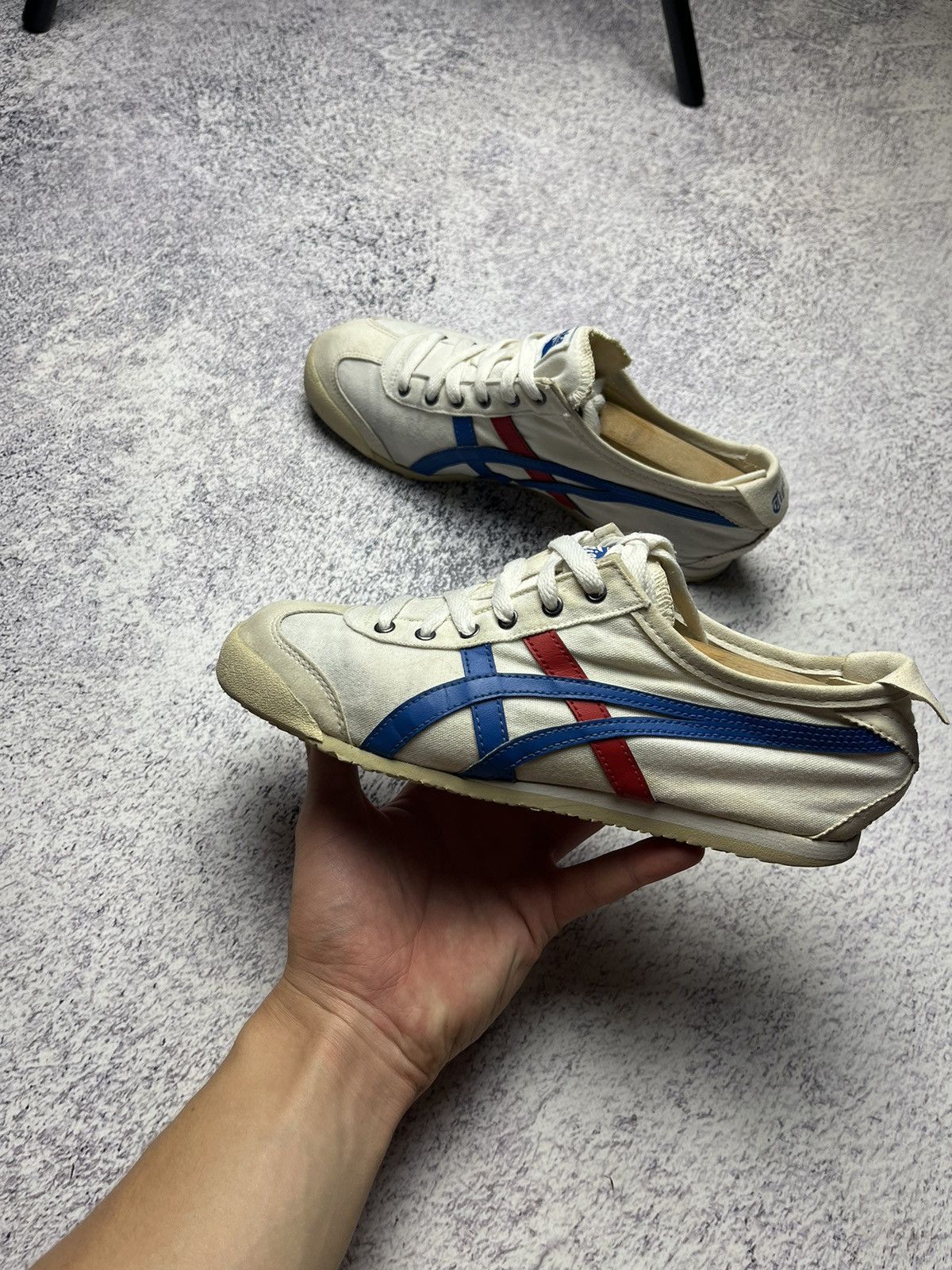 Asics Asics Onitsuka Tiger Mexico 66 Distressed Sneakers 10 Rare Size US 6 / EU 39 - 4 Thumbnail