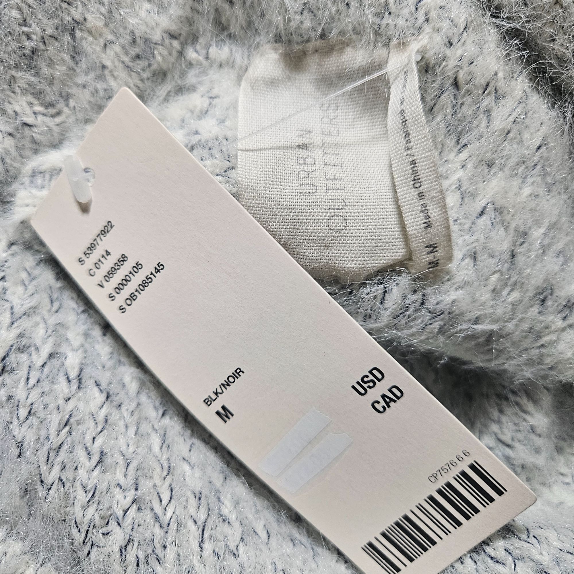 Urban Outfitters Urban Outfitters Women Gray Fuzzy V-Neck Sweater M Clean Gir Size M / US 6-8 / IT 42-44 - 6 Thumbnail