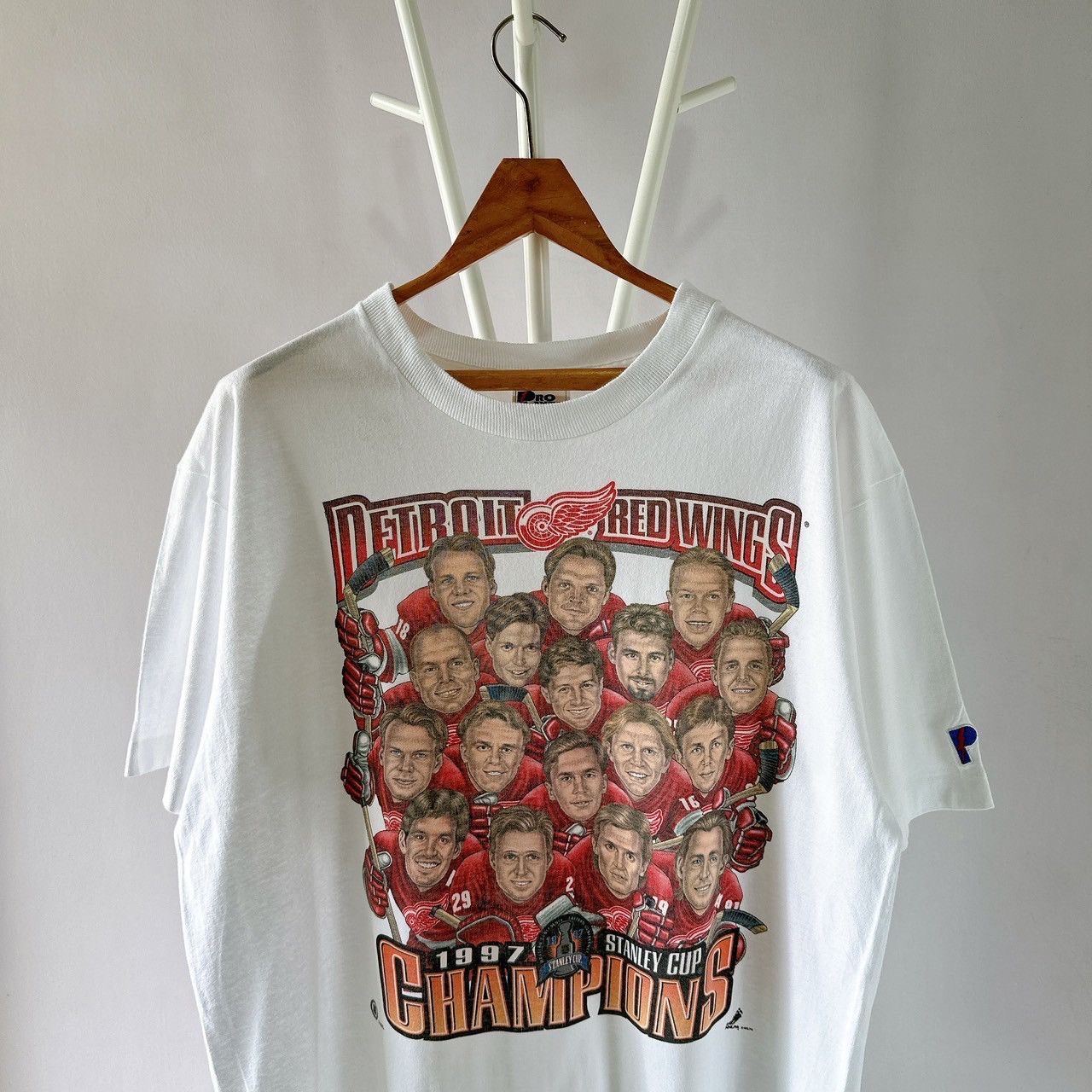 Pro Player × Vintage 90s Detroit Red Wings caricatures NHL t-shirt/ L Size US L / EU 52-54 / 3 - 3 Thumbnail