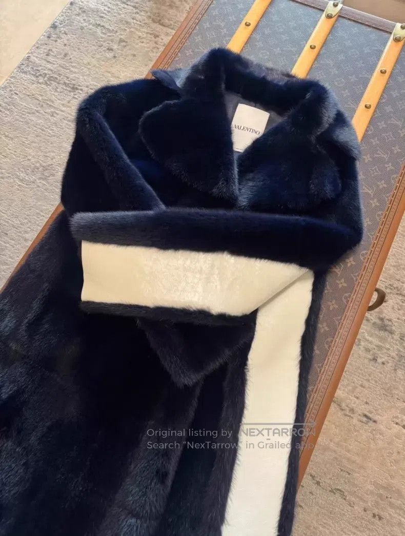 Valentino Valentino Fur Size XS / US 0-2 / IT 36-38 - 2 Thumbnail