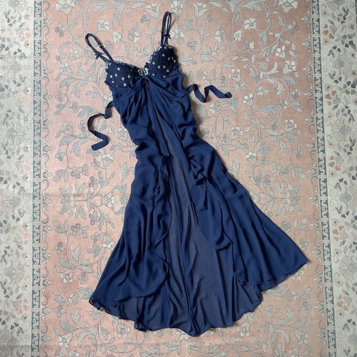 Victoria's Secret Victoria’s Secret 1990s Navy Chiffon Nightgown (S–M) Size M / US 6-8 / IT 42-44 - 14 Thumbnail