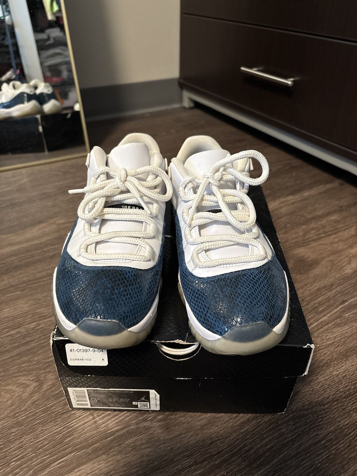 Jordan Brand Air Jordan 11 Retro Low Size US 9.5 / EU 42-43 - 6 Thumbnail
