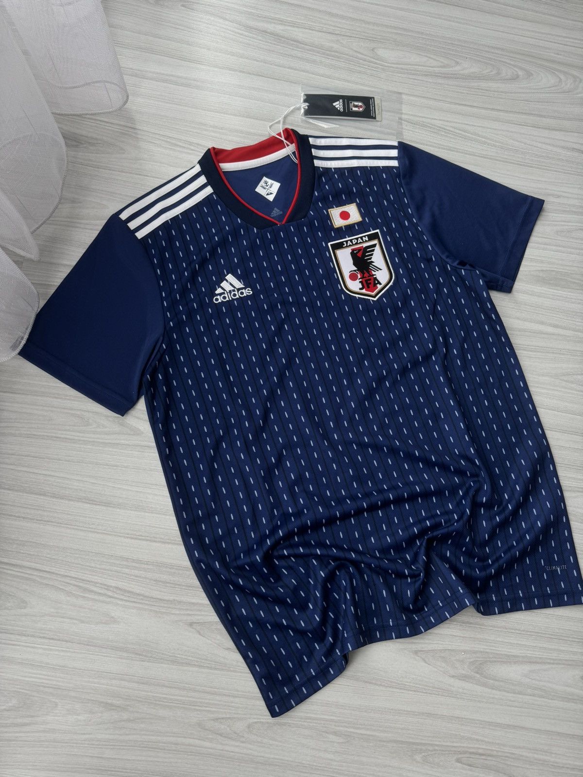 Adidas × Japanese Brand JAPAN 2017-2018 HOME SHIRT FOOTBALL SOCCER JERSEY ADIDAS Size US M / EU 48-50 / 2 - 3 Thumbnail