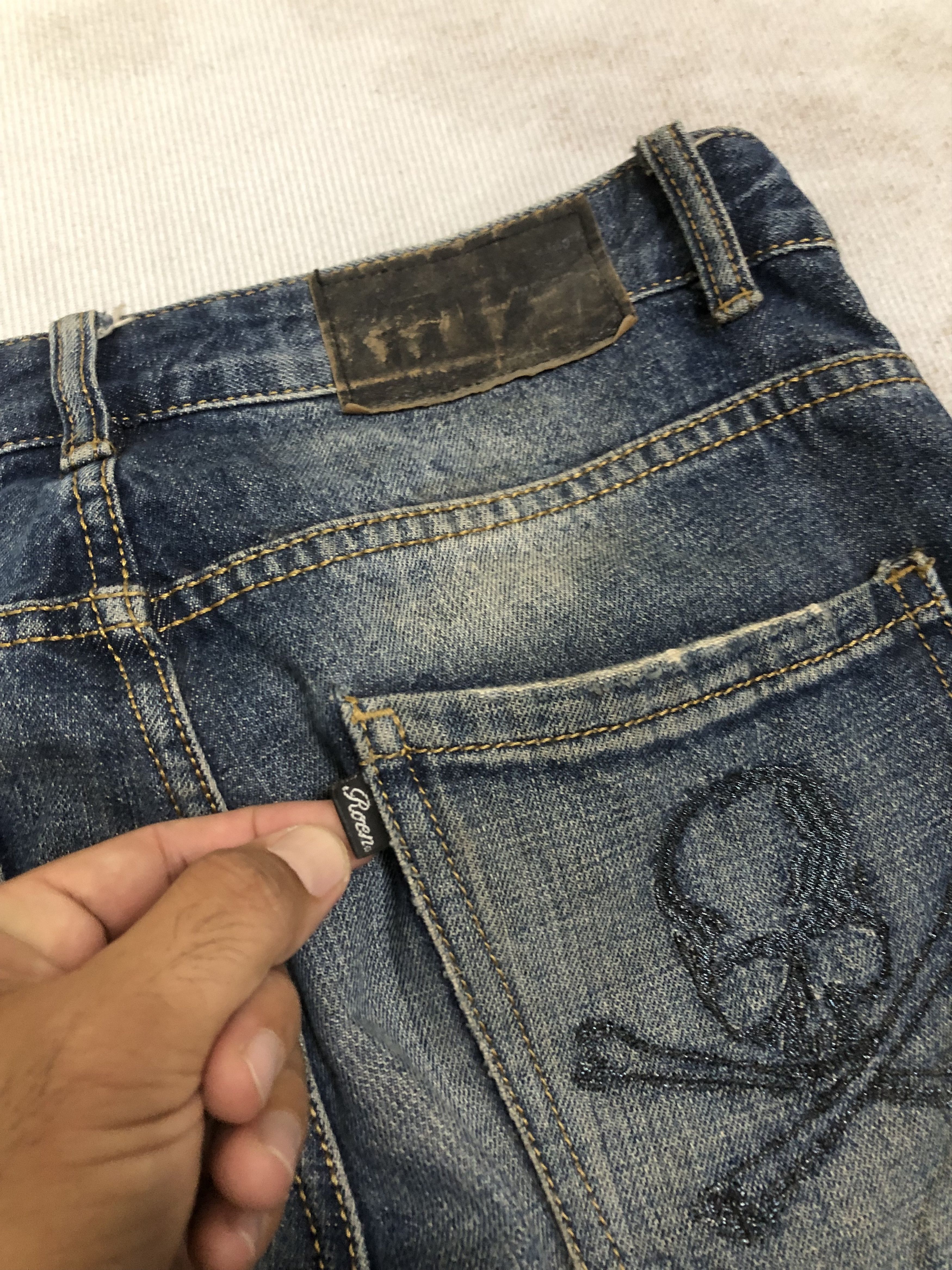 Japanese Brand Roen skull punk studed distresseed japanese brand jeans Size US 30 / EU 46 - 16 Thumbnail