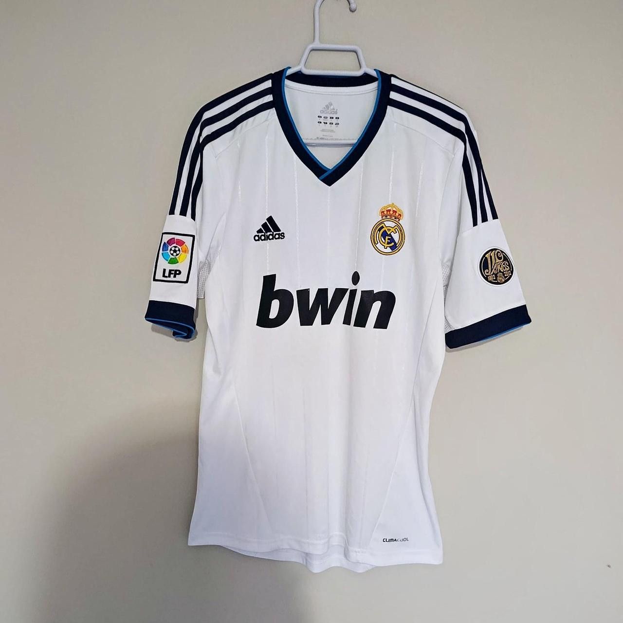 Adidas Vintage Real Madrid 2012 Adidas Bwin Jersey Limited Edition Size US S / EU 44-46 / 1 - 1 Thumbnail
