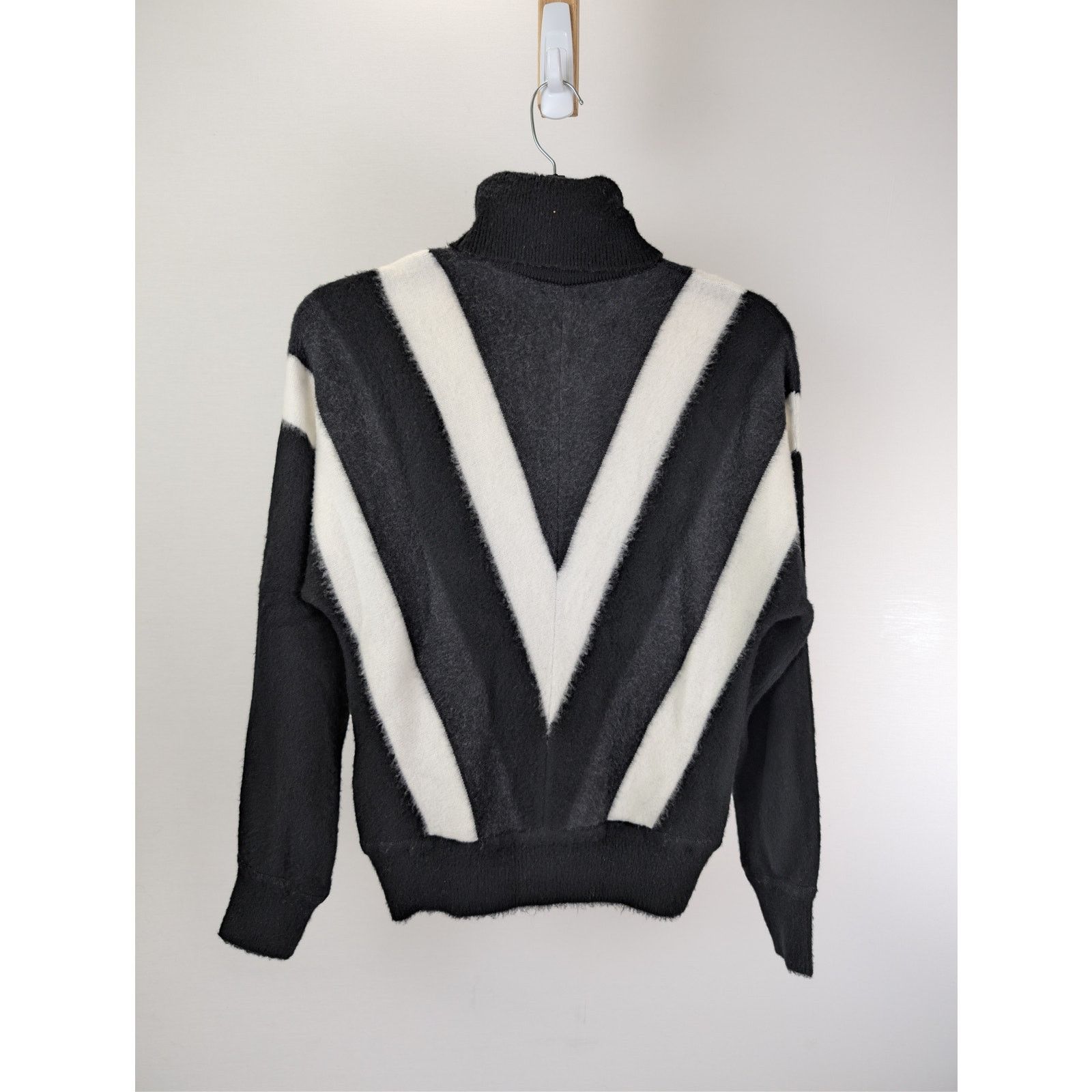 Saint Laurent Paris o1rshd1 graphic-print wool jumper sweater Sweatshirt Size US M / EU 48-50 / 2 - 9 Thumbnail