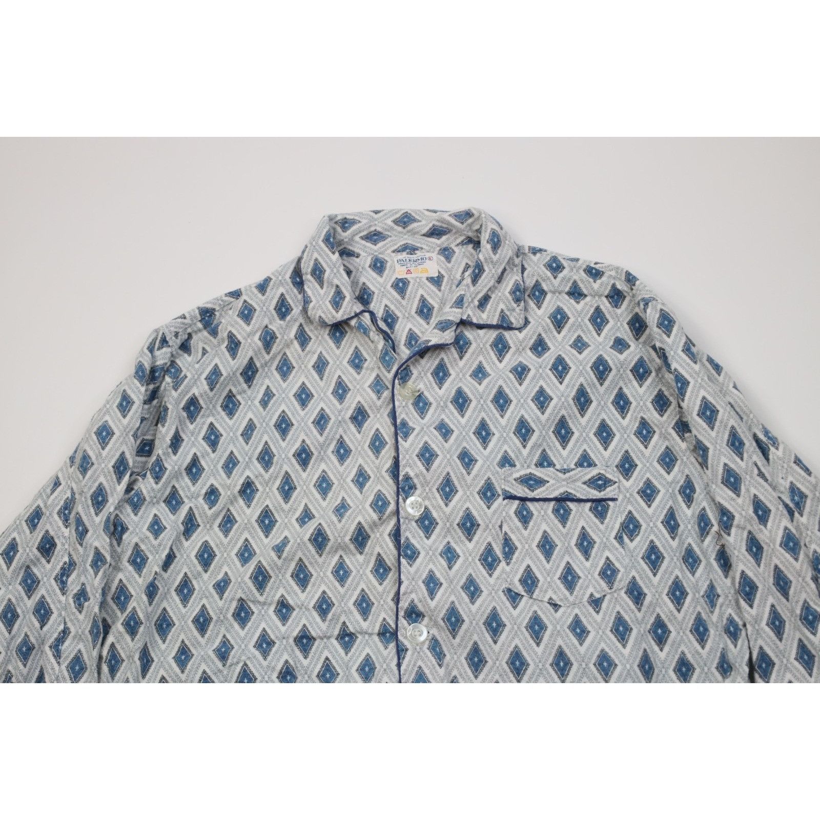 Vintage Vintage 70s Streetwear 2 Piece Flannel Diamond Pajamas Size US L / EU 52-54 / 3 - 2 Thumbnail