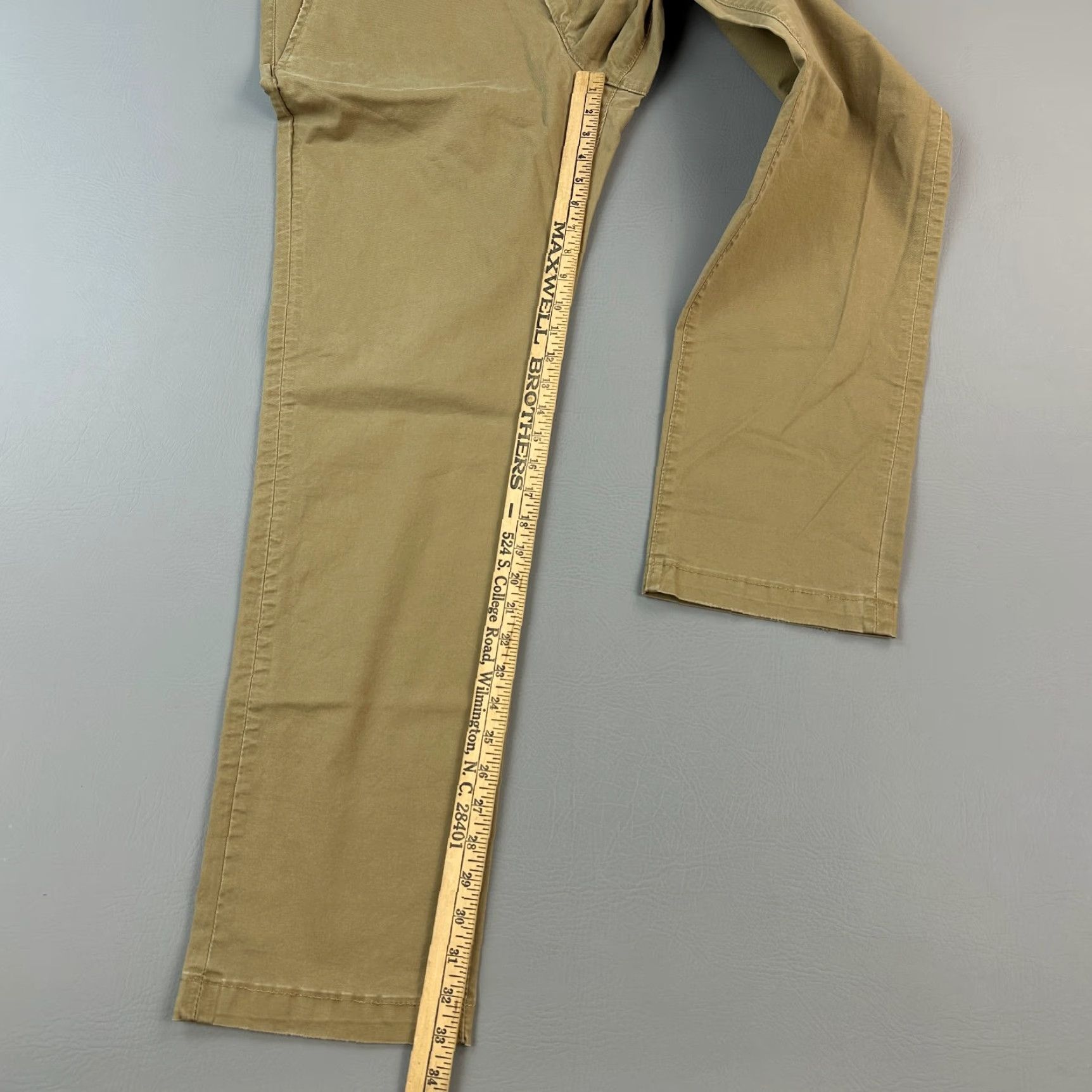 American Eagle Outfitters American Eagle Outfitters Pants Mens 34x34 34x33 Chino Tan Brown Solid 5-Pocket Regular Straight Adult Mens Size US 34 / EU 50 - 2 Thumbnail