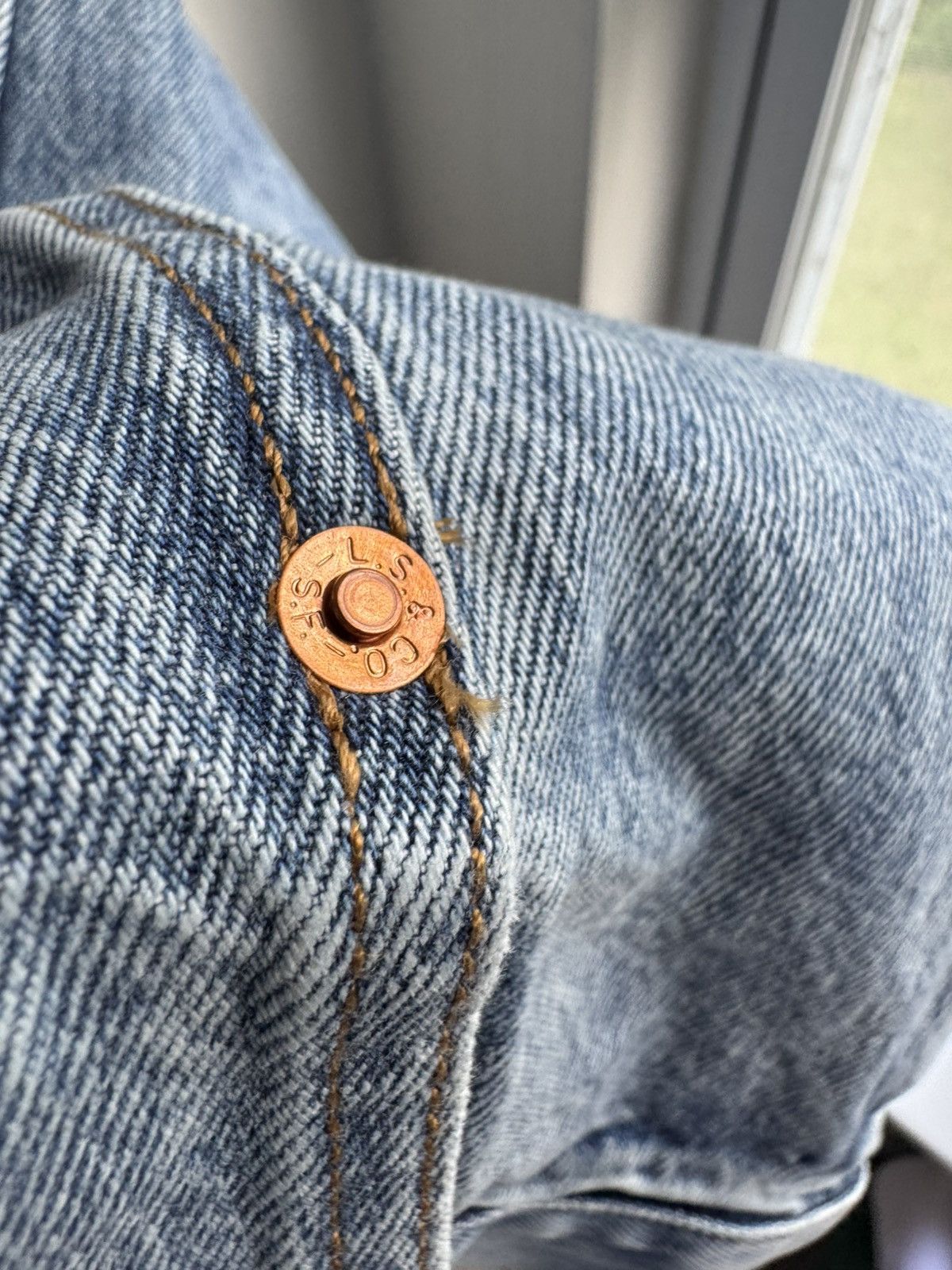 Levi's × Nike Levi's x Nike Denim Trucker Jacket Medium Wash Size US XL / EU 56 / 4 - 5 Thumbnail