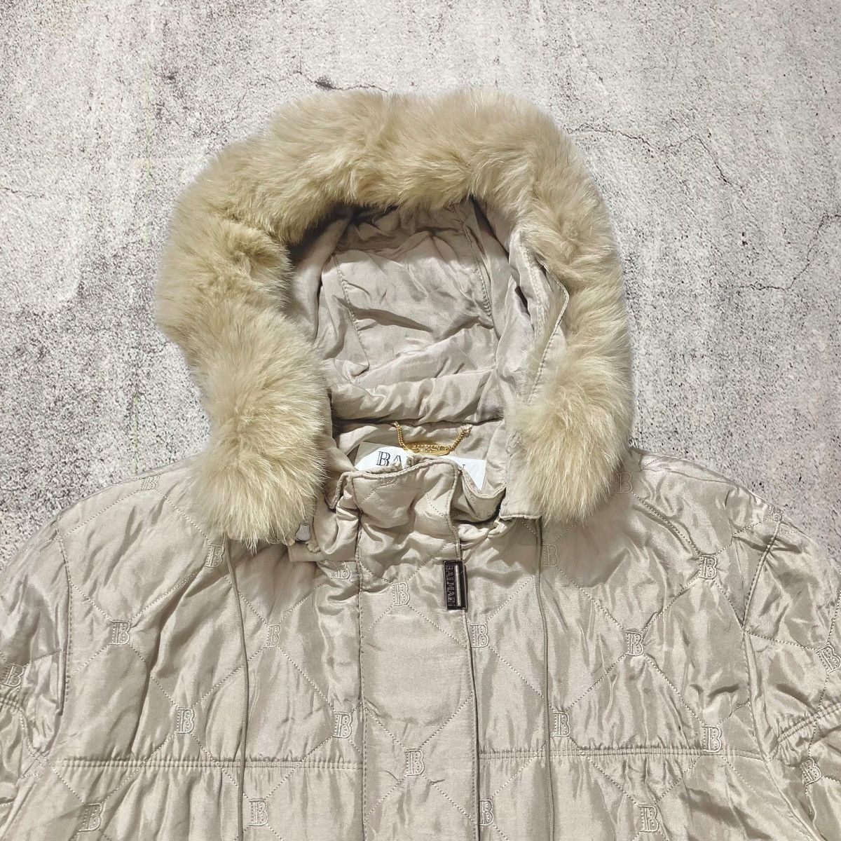 Balmain Balmain Paris Monogram Quilted Fur Long Jacket Beige Luxury Size US XL / EU 56 / 4 - 9 Thumbnail