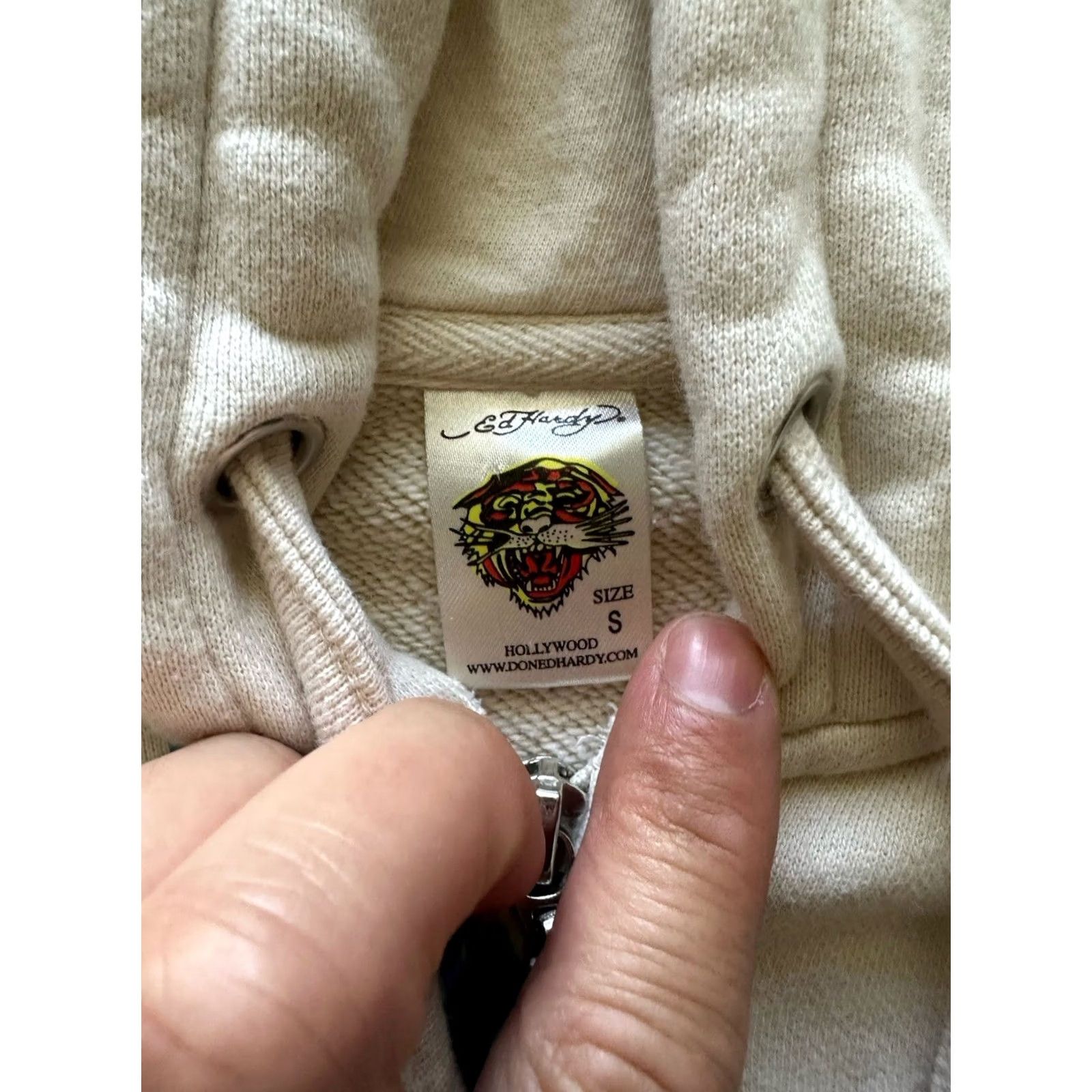 Ed Hardy VTG Ed Hardy AOP Hoodie Womens Small Cream Multicolor Floral Zip Up Hooded Pockets 2000s Y2K Unique USA England Style Womens Size S / US 4 / IT 40 - 7 Thumbnail