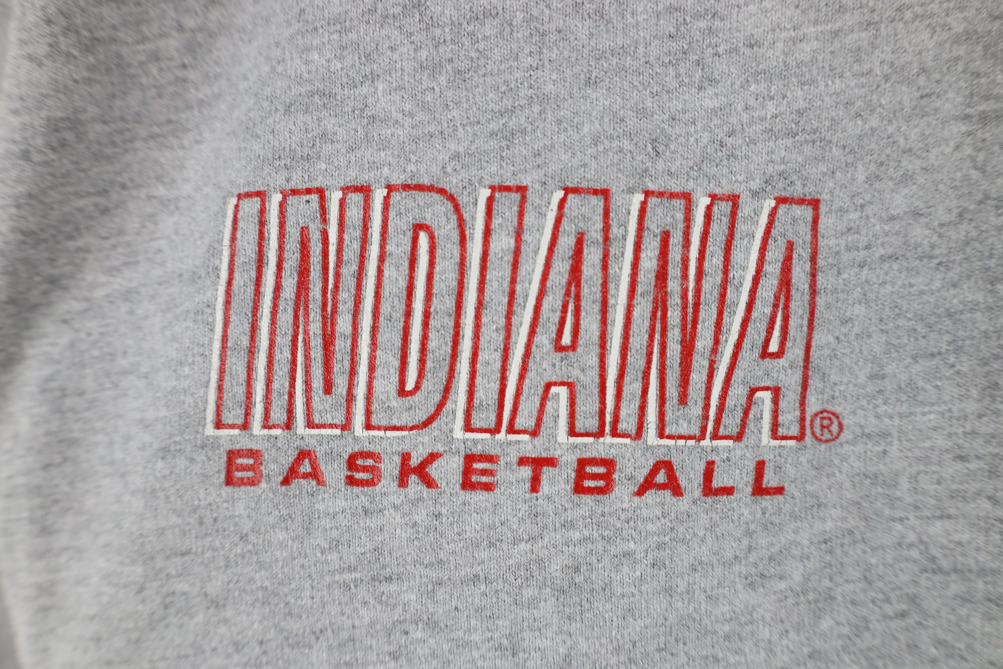 Vintage Vintage 90s University Basketball Long Sleeve T-Shirt USA Size US M / EU 48-50 / 2 - 4 Thumbnail