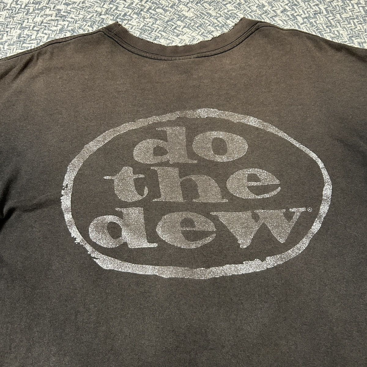 Band Tees × Vintage Vintage90s MountainDew DoTheDew Thrashed Sun Faded T-Shirt Size US M / EU 48-50 / 2 - 10 Thumbnail