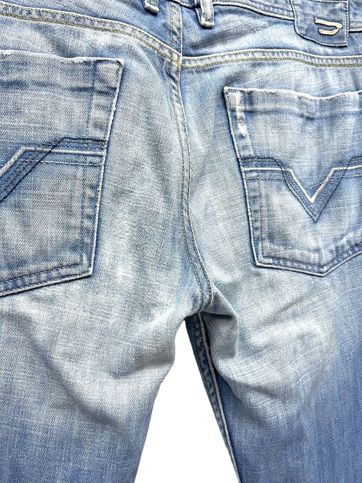 Diesel RARE💥Vintage DIESEL ZATHAN FLARE Distressed Clawmark Denim Size US 32 / EU 48 - 11 Thumbnail