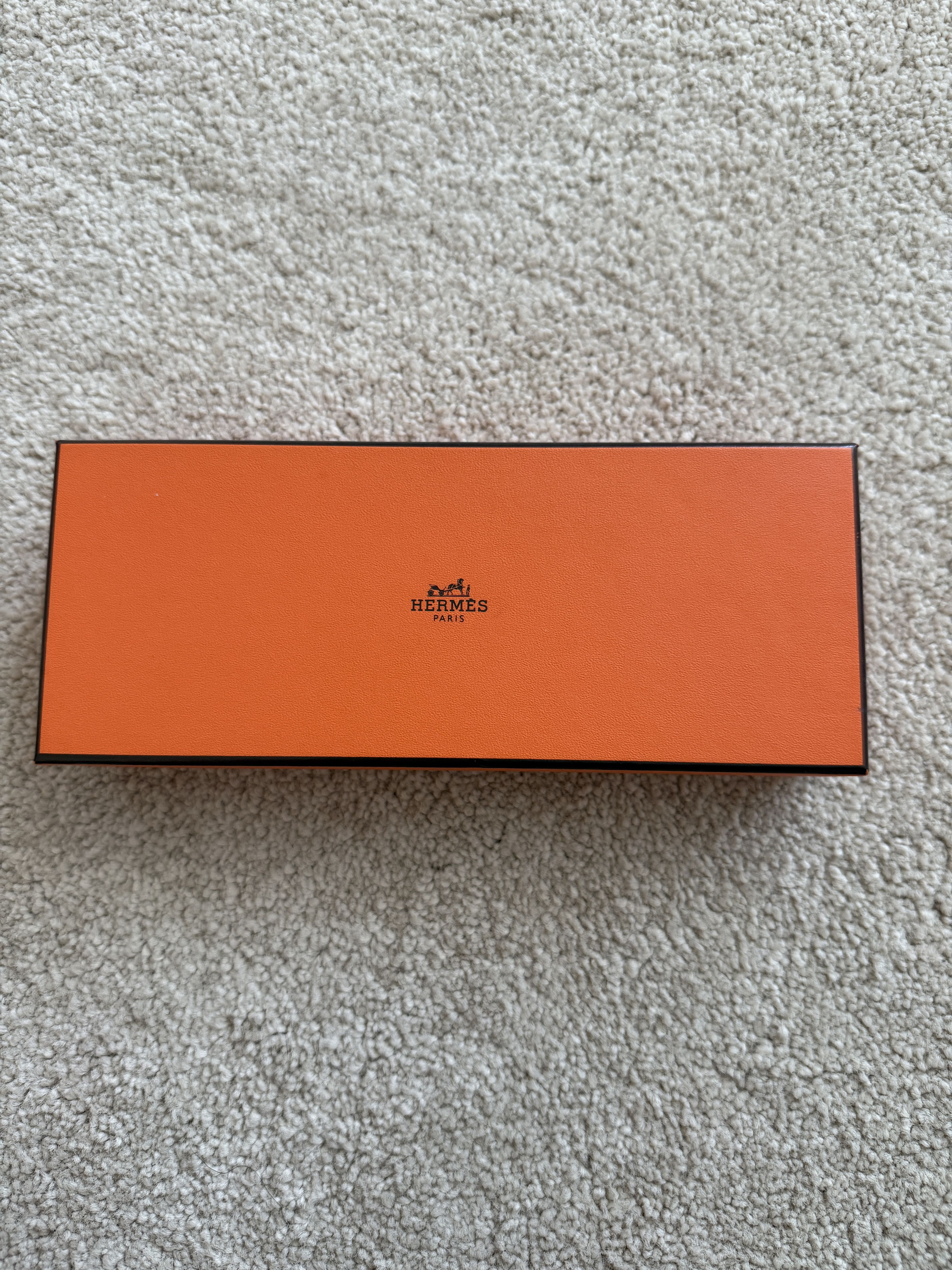 Hermes Authentic Hermes Small Gift Box - approx 3.5 x 8.25 Size ONE SIZE - 1 Thumbnail