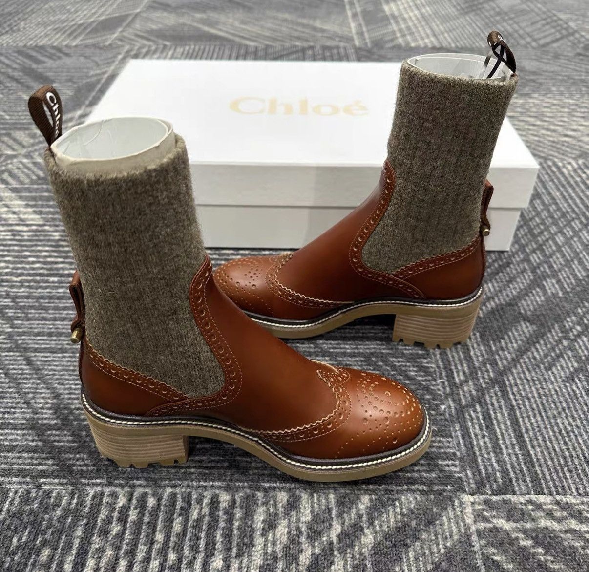 Chloe Chloe Calfskin Sock Ankle Boots J42 Size US 5 / IT 35 - 5 Thumbnail