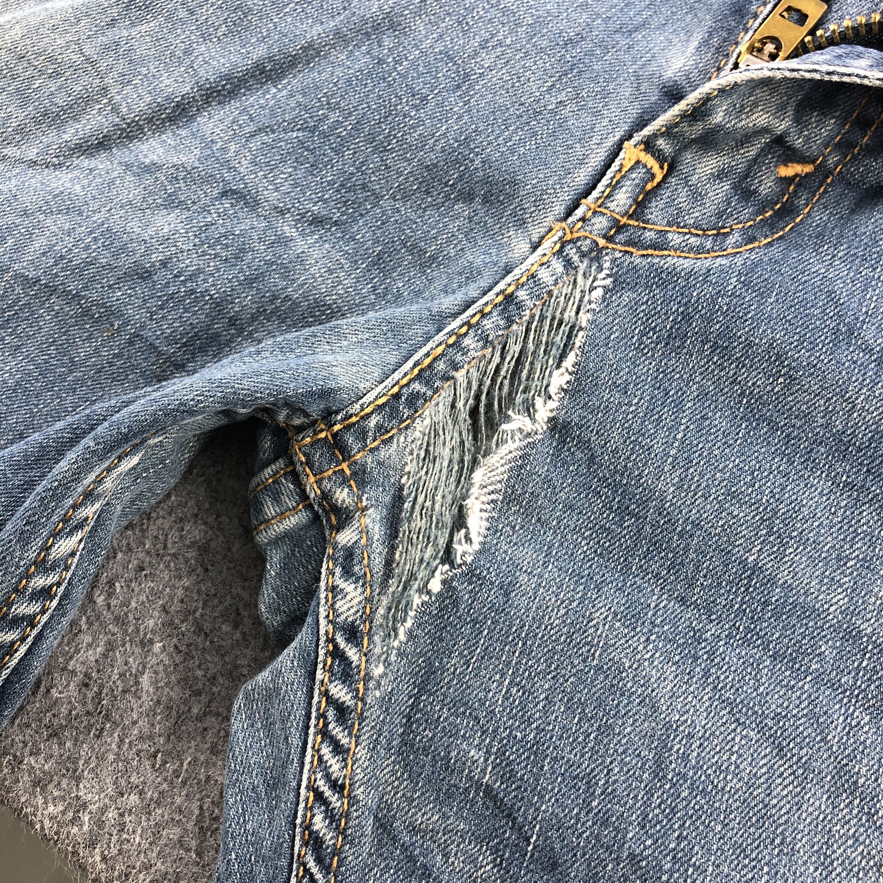Levi's Distressed Vintage Levis 514 Jeans Blue Wash Denim-J1104 Size US 41 - 8 Thumbnail