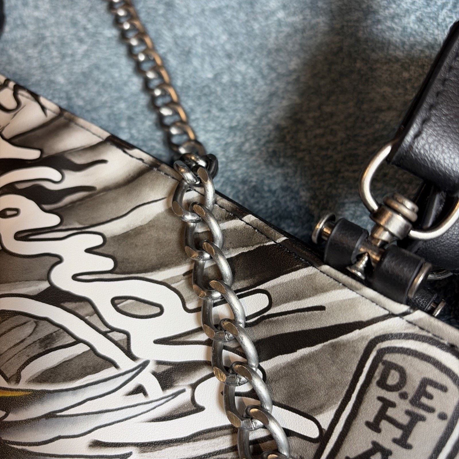 Ed Hardy ED HARDY TATTOO EAGLE LARGE FAUX LEATHER TOTE BAG 14”x15”x5” Size ONE SIZE - 6 Thumbnail
