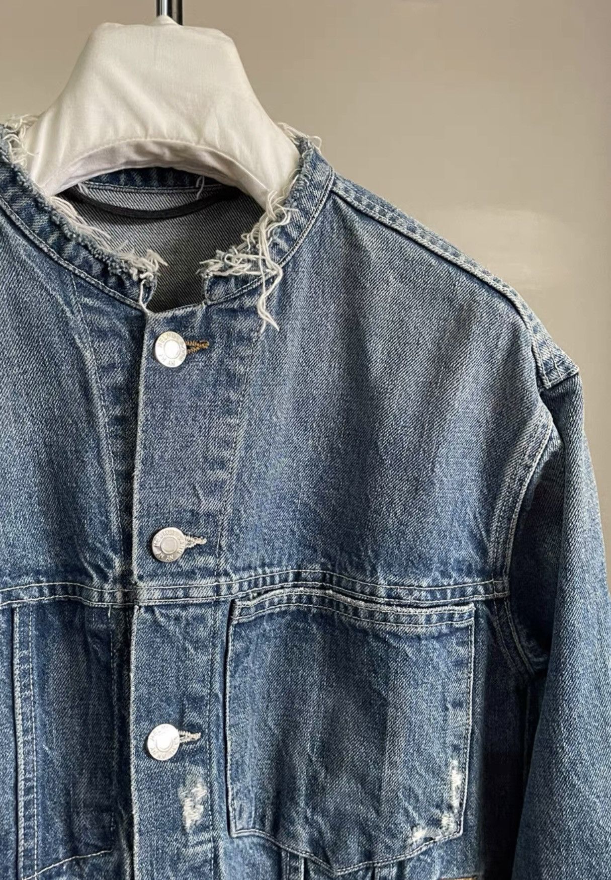 Helmut Lang Helmut Lang Destroyed Denim Jacket Size US XS / EU 42 / 0 - 4 Thumbnail