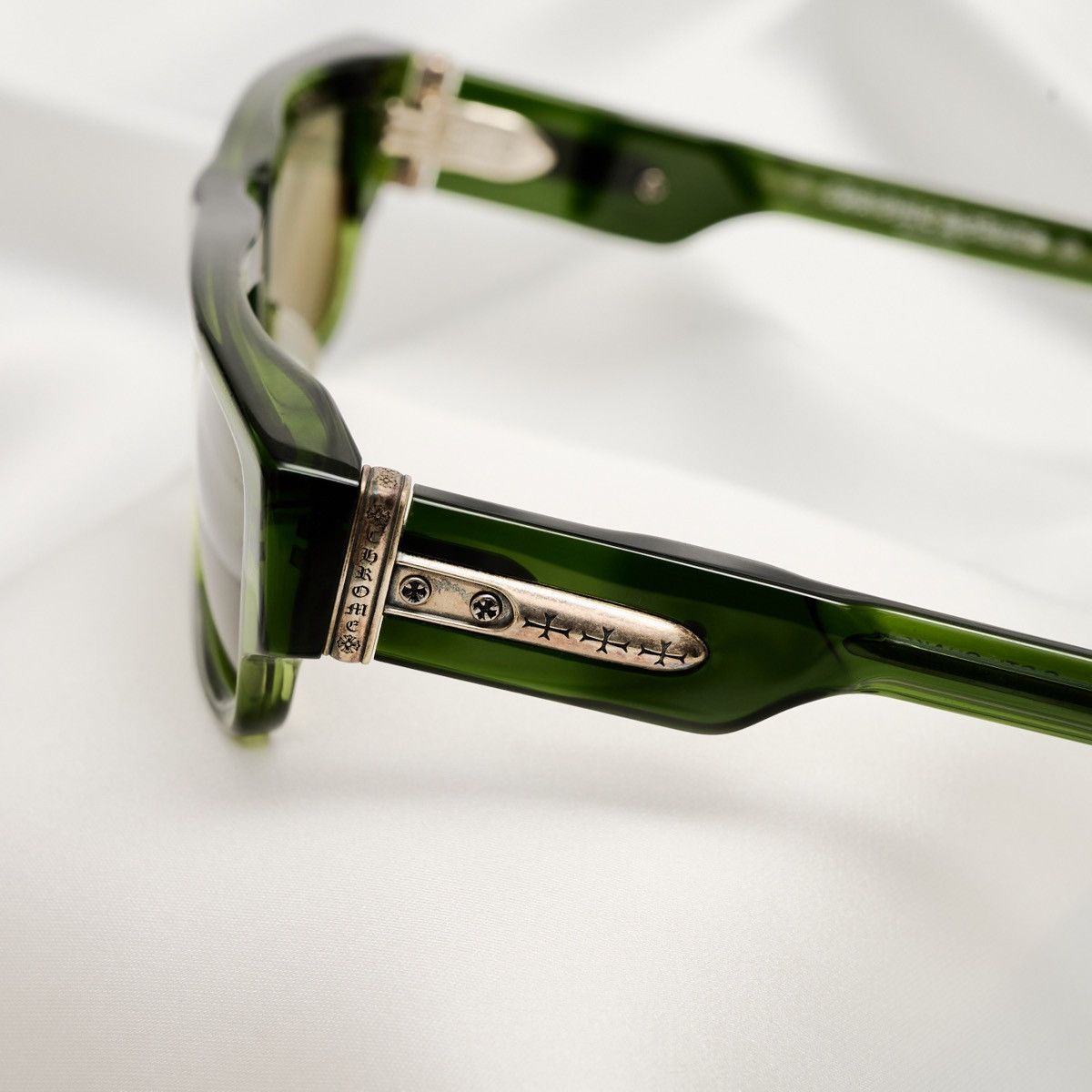 Chrome Hearts CHROME HEARTS GIRTH QUAKE DARK OLIVE SUNGLASSES Size ONE SIZE - 3 Thumbnail