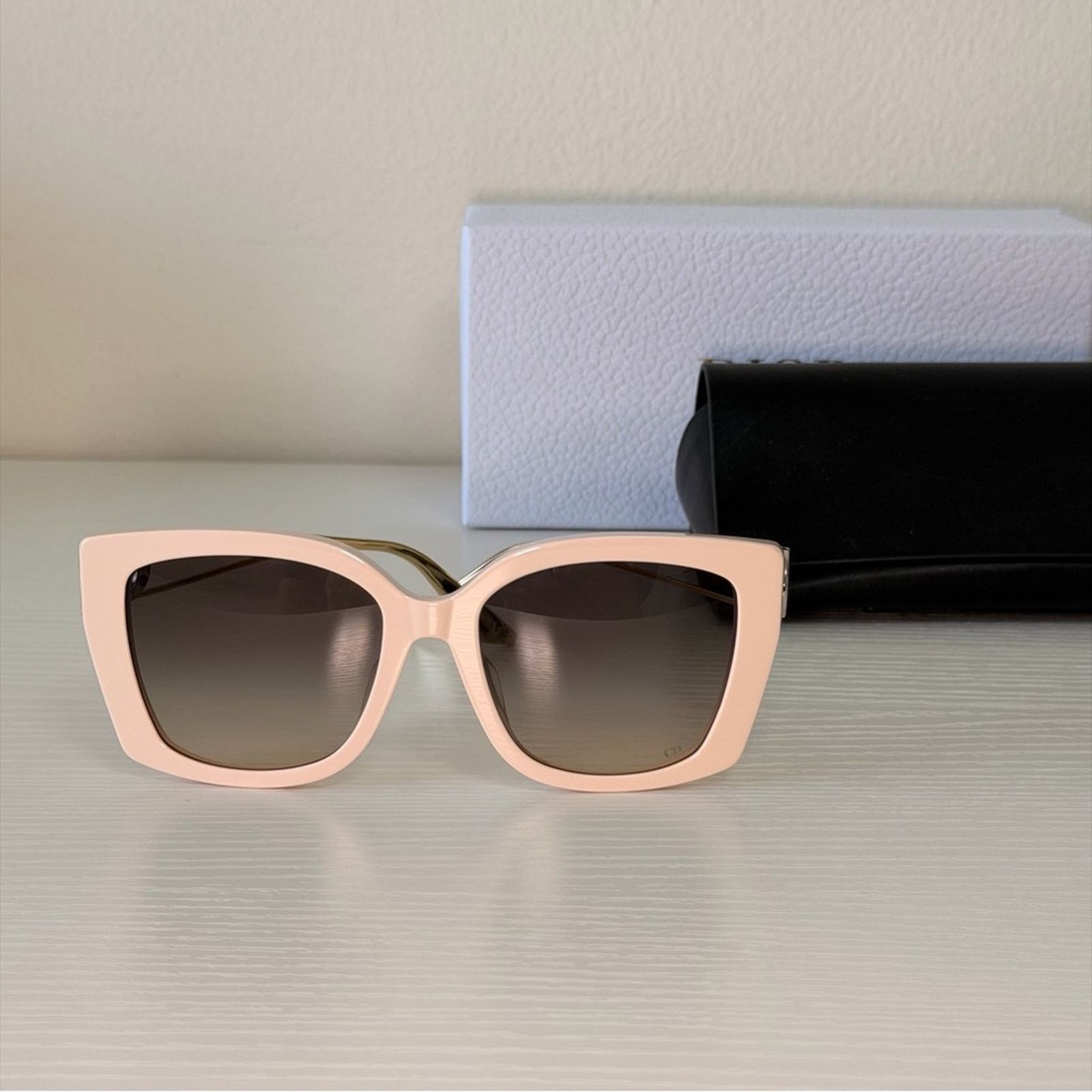 Dior Blush Sunglasses Petit CD S2I Transparent Pink Square Sunglasses | DIOR main image 2