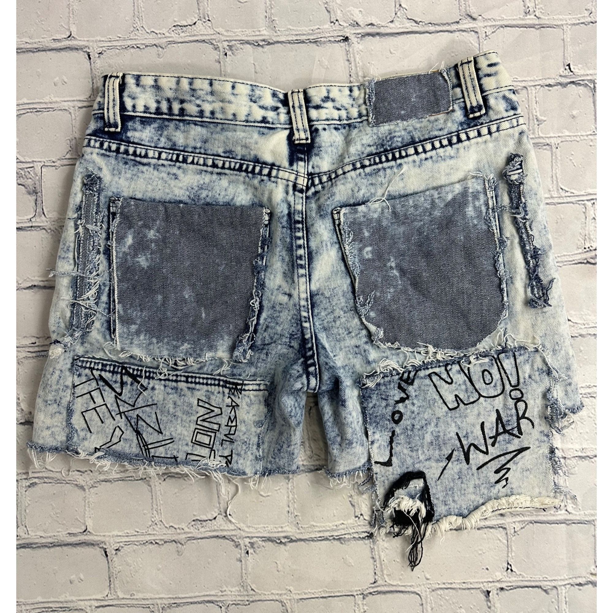 Other Custom Distressed Denim Knee Shorts Size US 32 / EU 48 - 3 Thumbnail