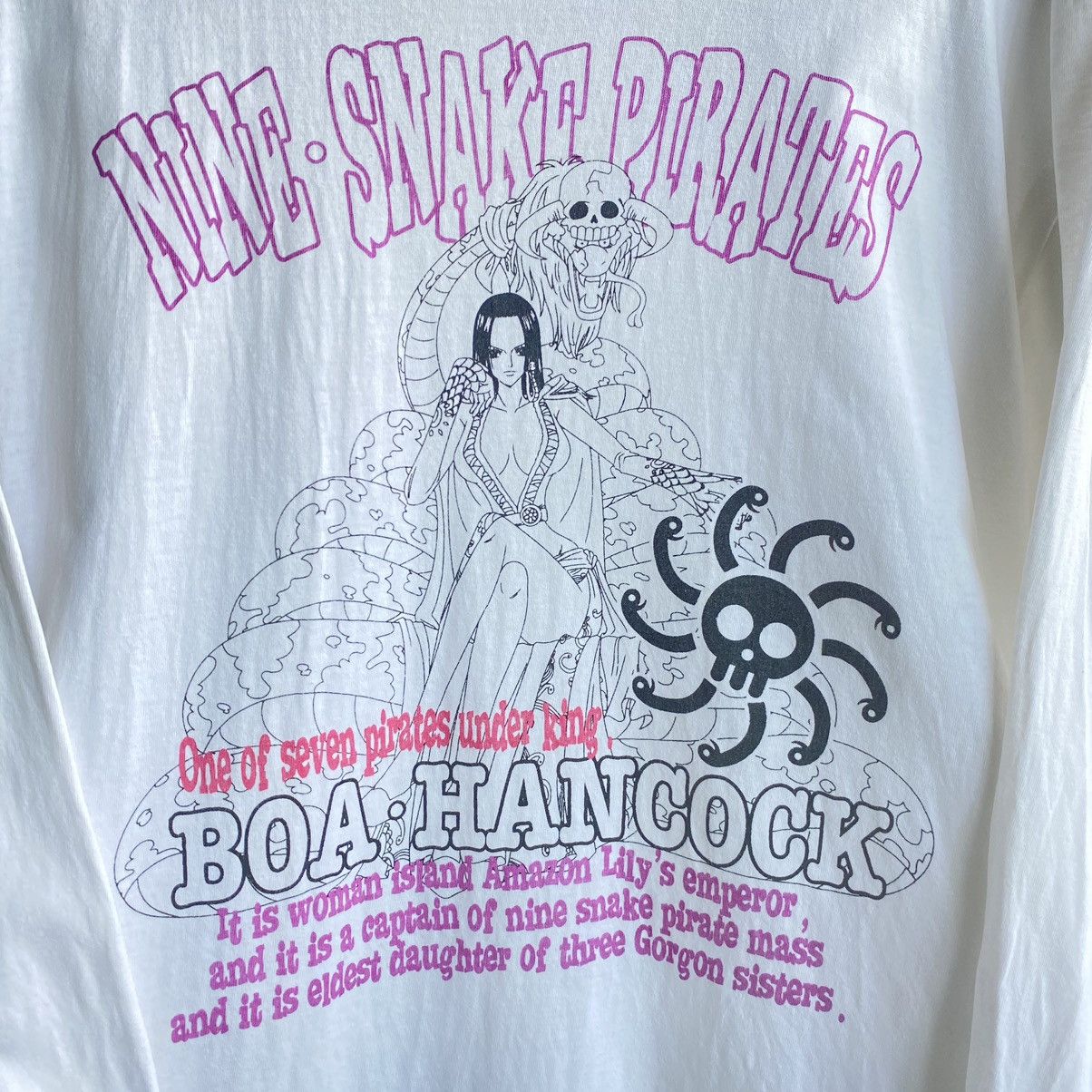 One Piece Vintage Y2K Boa Hancock Nine Snake Pirates One Piece ERD TEE Size US M / EU 48-50 / 2 - 3 Thumbnail