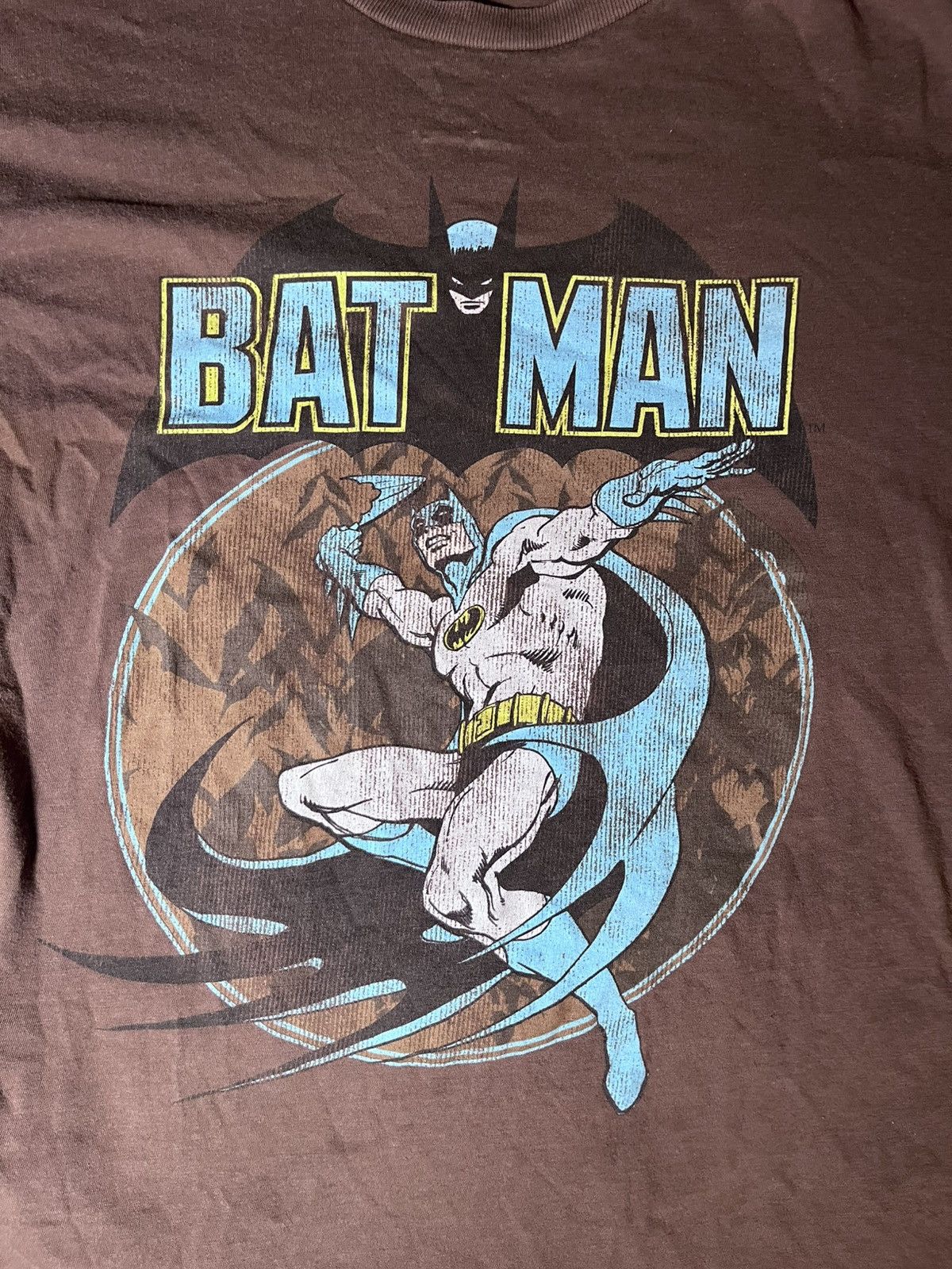 DC Comics DC Brown Batman Tee size small Size US S / EU 44-46 / 1 - 2 Thumbnail
