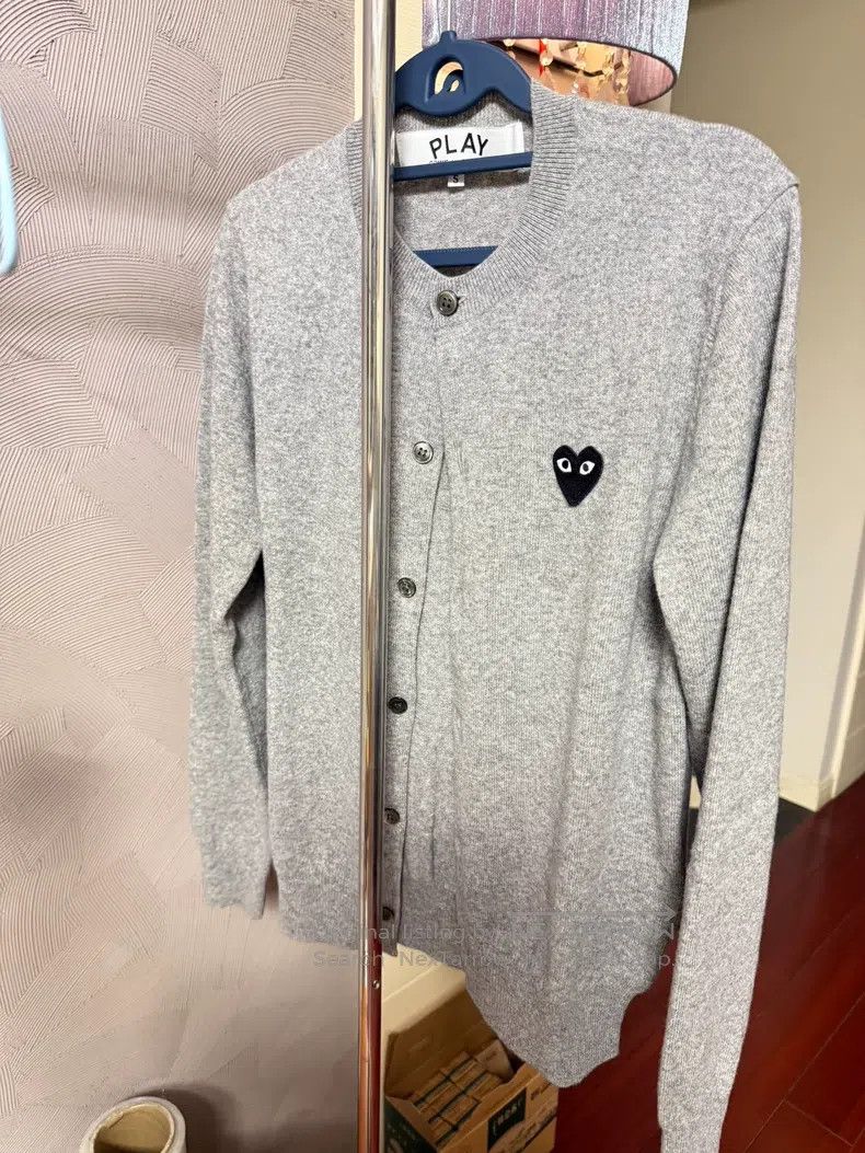 Comme des Garcons Comme Des Garcons Gray Black Heart Cardigan Size S / US 4 / IT 40 - 2 Thumbnail