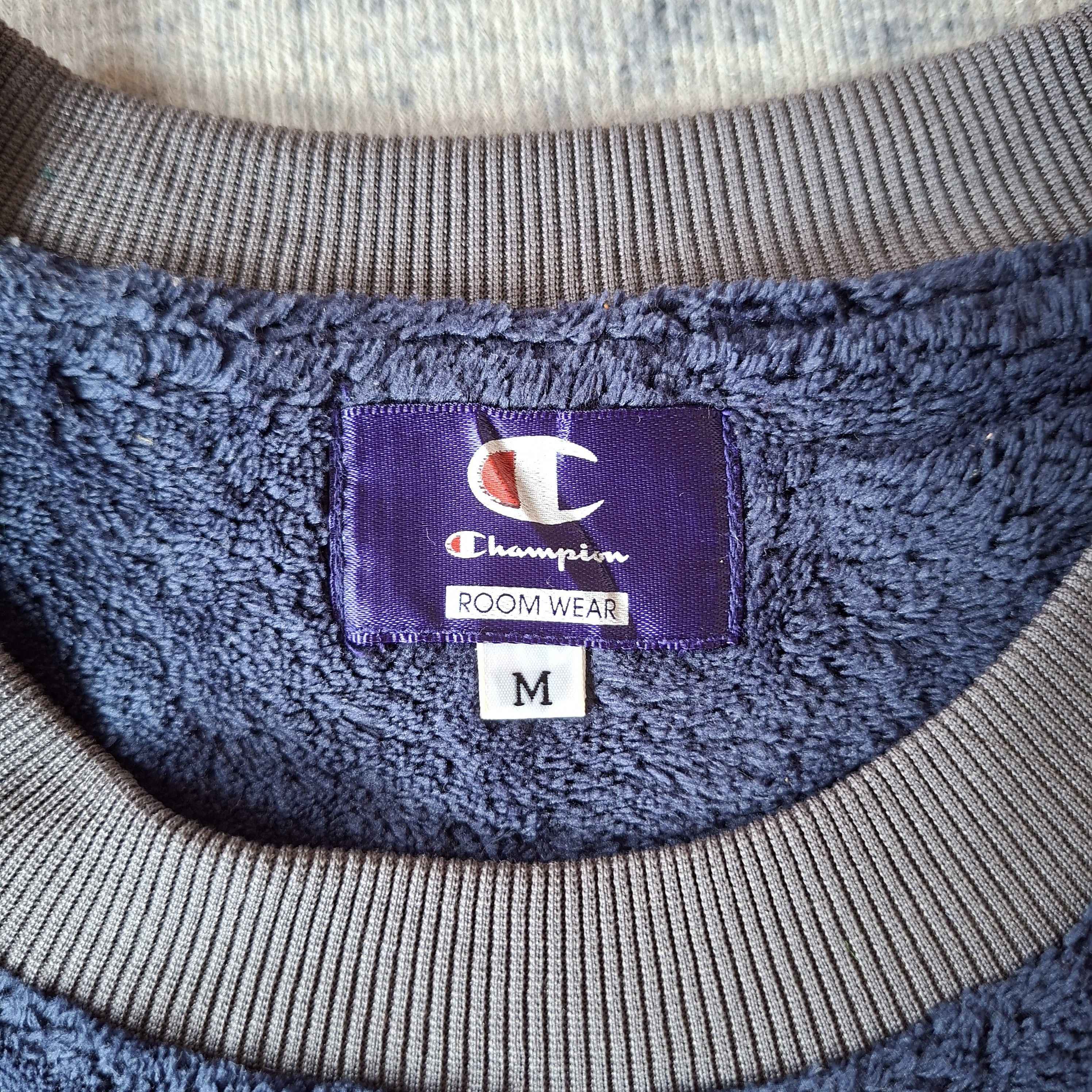 Champion 💥 Champion spellout fleece sweater Size US M / EU 48-50 / 2 - 5 Thumbnail