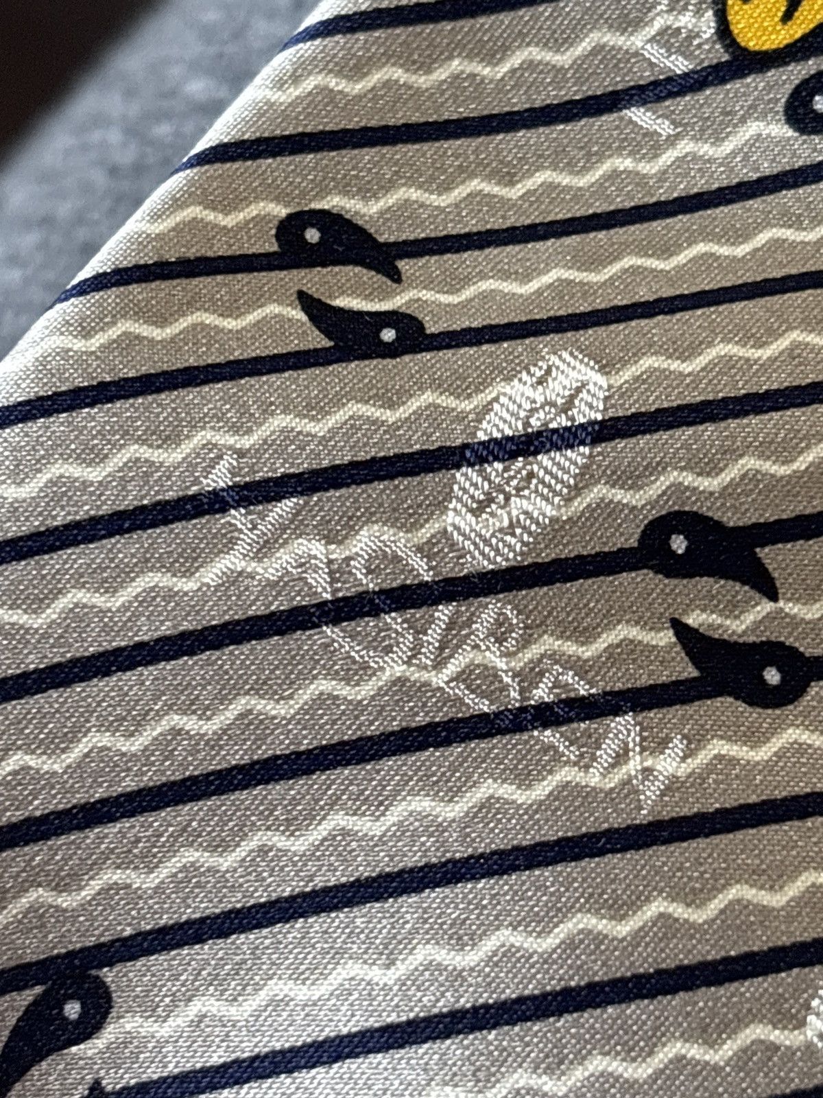 Yves Saint Laurent Yves Saint Laurent Vintage Silk Tie (1990s) Size ONE SIZE - 9 Thumbnail