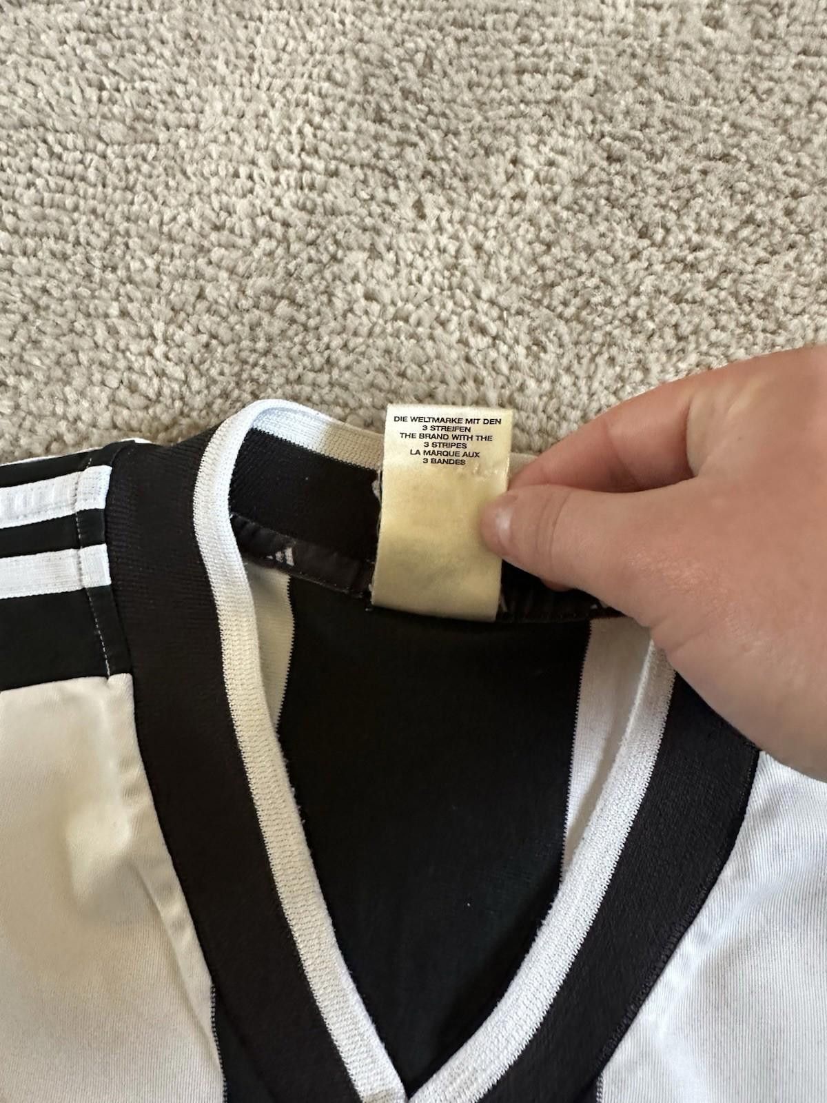 Adidas Newcastle 2001/2002 Home Football Shirt Soccer Jersey Sz XL Size US XL / EU 56 / 4 - 7 Thumbnail